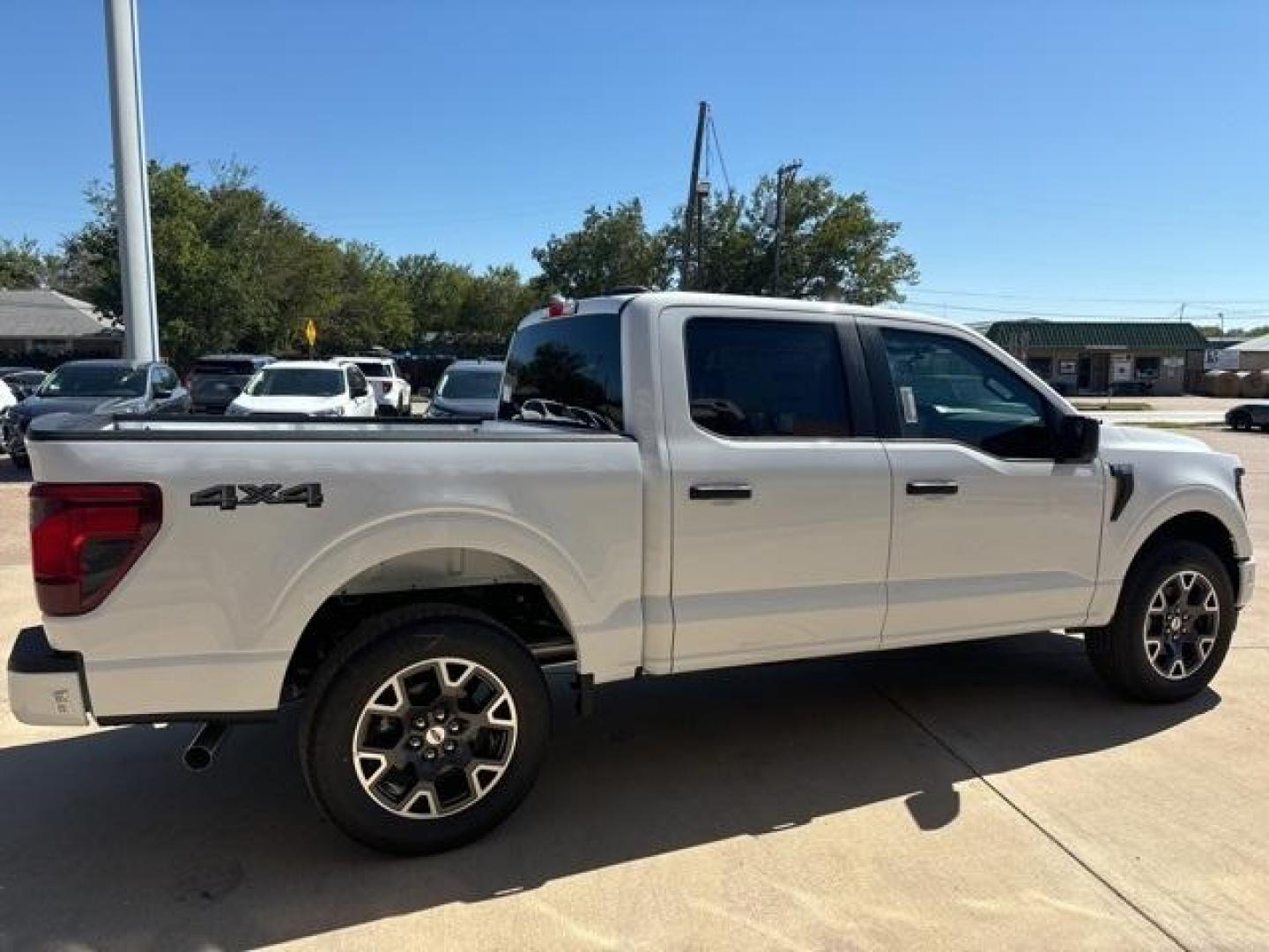 2024 Oxford White /Black Ford F-150 STX (1FTEW2LP9RK) with an 2.7L V6 engine, Automatic transmission, located at 1105 E Mulberry, Kaufman, TX, 75142, (972) 962-2151, 32.589550, -96.300926 - Oxford White 2024 Ford F-150 4D SuperCrew STX 4WD 10-Speed Automatic 2.7L V6 4WD.<br><br><br>Please call Paul Murrey Ford Inc. In Kaufman Texas A Family Dealership Since 1952 Serving the Dallas Fort Worth and East Texas areas for over 70 years. Please call 972-962-2151 www.murreyford.com www.usedcar - Photo#4