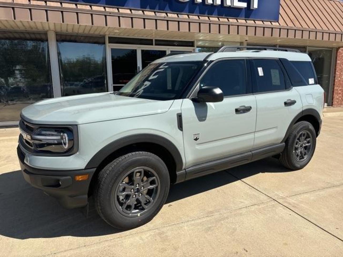 2024 Cactus Gray /Ebony Ford Bronco Sport Big Bend (3FMCR9B67RR) with an 1.5L EcoBoost engine, Automatic transmission, located at 1105 E Mulberry, Kaufman, TX, 75142, (972) 962-2151, 32.589550, -96.300926 - Cactus Gray 2024 Ford Bronco Sport 4D Sport Utility Big Bend 4WD 8-Speed Automatic 1.5L EcoBoost<br><br>25/29 City/Highway MPG<br><br><br>Please call Paul Murrey Ford Inc. In Kaufman Texas A Family Dealership Since 1952 Serving the Dallas Fort Worth and East Texas areas for over 70 years. Please cal - Photo#2