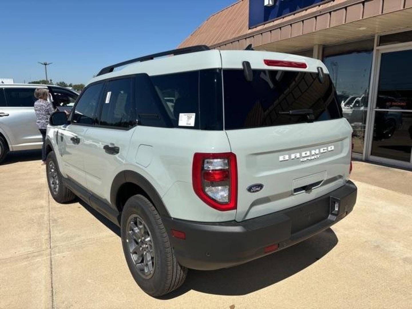 2024 Cactus Gray /Ebony Ford Bronco Sport Big Bend (3FMCR9B67RR) with an 1.5L EcoBoost engine, Automatic transmission, located at 1105 E Mulberry, Kaufman, TX, 75142, (972) 962-2151, 32.589550, -96.300926 - Cactus Gray 2024 Ford Bronco Sport 4D Sport Utility Big Bend 4WD 8-Speed Automatic 1.5L EcoBoost<br><br>25/29 City/Highway MPG<br><br><br>Please call Paul Murrey Ford Inc. In Kaufman Texas A Family Dealership Since 1952 Serving the Dallas Fort Worth and East Texas areas for over 70 years. Please cal - Photo#3