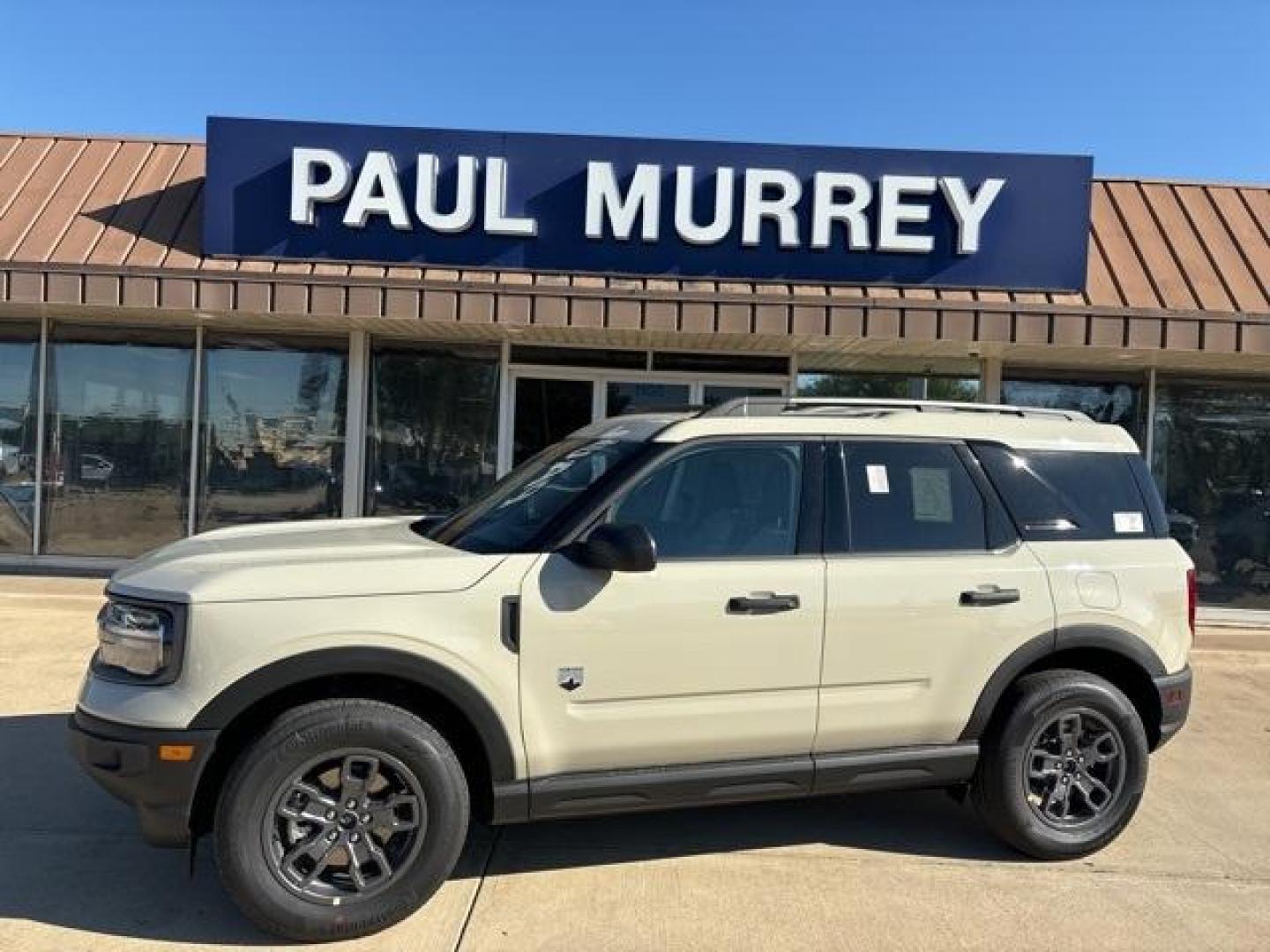 2024 Desert Sand /Ebony Ford Bronco Sport Big Bend (3FMCR9B61RR) with an 1.5L EcoBoost engine, Automatic transmission, located at 1105 E Mulberry, Kaufman, TX, 75142, (972) 962-2151, 32.589550, -96.300926 - Desert Sand 2024 Ford Bronco Sport 4D Sport Utility Big Bend 4WD 8-Speed Automatic 1.5L EcoBoost<br><br>Recent Arrival! 25/29 City/Highway MPG<br><br><br>Please call Paul Murrey Ford Inc. In Kaufman Texas A Family Dealership Since 1952 Serving the Dallas Fort Worth and East Texas areas for over 70 y - Photo#0