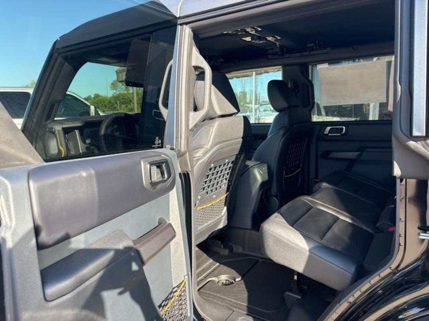 2024 Shadow Black /Black Onyx Interior Ford Bronco Badlands (1FMEE9BP6RL) with an 2.7L EcoBoost V6 engine, Automatic transmission, located at 1105 E Mulberry, Kaufman, TX, 75142, (972) 962-2151, 32.589550, -96.300926 - Shadow Black 2024 Ford Bronco 4D Sport Utility Badlands 4WD 10-Speed Automatic 2.7L EcoBoost V6<br><br>Recent Arrival!<br><br><br>Please call Paul Murrey Ford Inc. In Kaufman Texas A Family Dealership Since 1952 Serving the Dallas Fort Worth and East Texas areas for over 70 years. Please call 972-96 - Photo#13