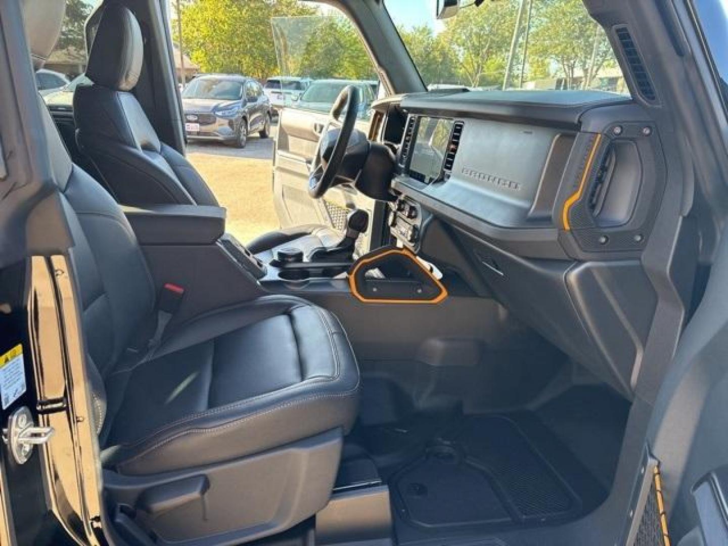 2024 Shadow Black /Black Onyx Interior Ford Bronco Badlands (1FMEE9BP6RL) with an 2.7L EcoBoost V6 engine, Automatic transmission, located at 1105 E Mulberry, Kaufman, TX, 75142, (972) 962-2151, 32.589550, -96.300926 - Shadow Black 2024 Ford Bronco 4D Sport Utility Badlands 4WD 10-Speed Automatic 2.7L EcoBoost V6<br><br>Recent Arrival!<br><br><br>Please call Paul Murrey Ford Inc. In Kaufman Texas A Family Dealership Since 1952 Serving the Dallas Fort Worth and East Texas areas for over 70 years. Please call 972-96 - Photo#16