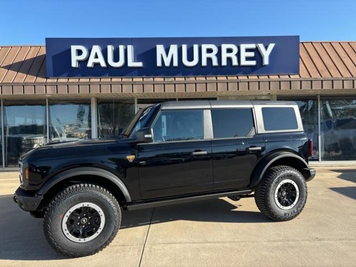 2024 Shadow Black /Black Onyx Interior Ford Bronco Badlands (1FMEE9BP6RL) with an 2.7L EcoBoost V6 engine, Automatic transmission, located at 1105 E Mulberry, Kaufman, TX, 75142, (972) 962-2151, 32.589550, -96.300926 - Shadow Black 2024 Ford Bronco 4D Sport Utility Badlands 4WD 10-Speed Automatic 2.7L EcoBoost V6<br><br>Recent Arrival!<br><br><br>Please call Paul Murrey Ford Inc. In Kaufman Texas A Family Dealership Since 1952 Serving the Dallas Fort Worth and East Texas areas for over 70 years. Please call 972-96 - Photo#0