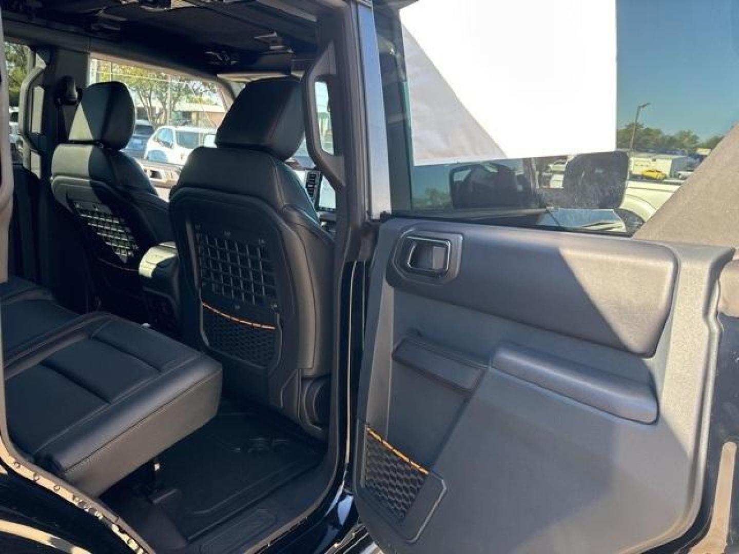 2024 Shadow Black /Black Onyx Interior Ford Bronco Badlands (1FMEE9BP6RL) with an 2.7L EcoBoost V6 engine, Automatic transmission, located at 1105 E Mulberry, Kaufman, TX, 75142, (972) 962-2151, 32.589550, -96.300926 - Shadow Black 2024 Ford Bronco 4D Sport Utility Badlands 4WD 10-Speed Automatic 2.7L EcoBoost V6<br><br>Recent Arrival!<br><br><br>Please call Paul Murrey Ford Inc. In Kaufman Texas A Family Dealership Since 1952 Serving the Dallas Fort Worth and East Texas areas for over 70 years. Please call 972-96 - Photo#18