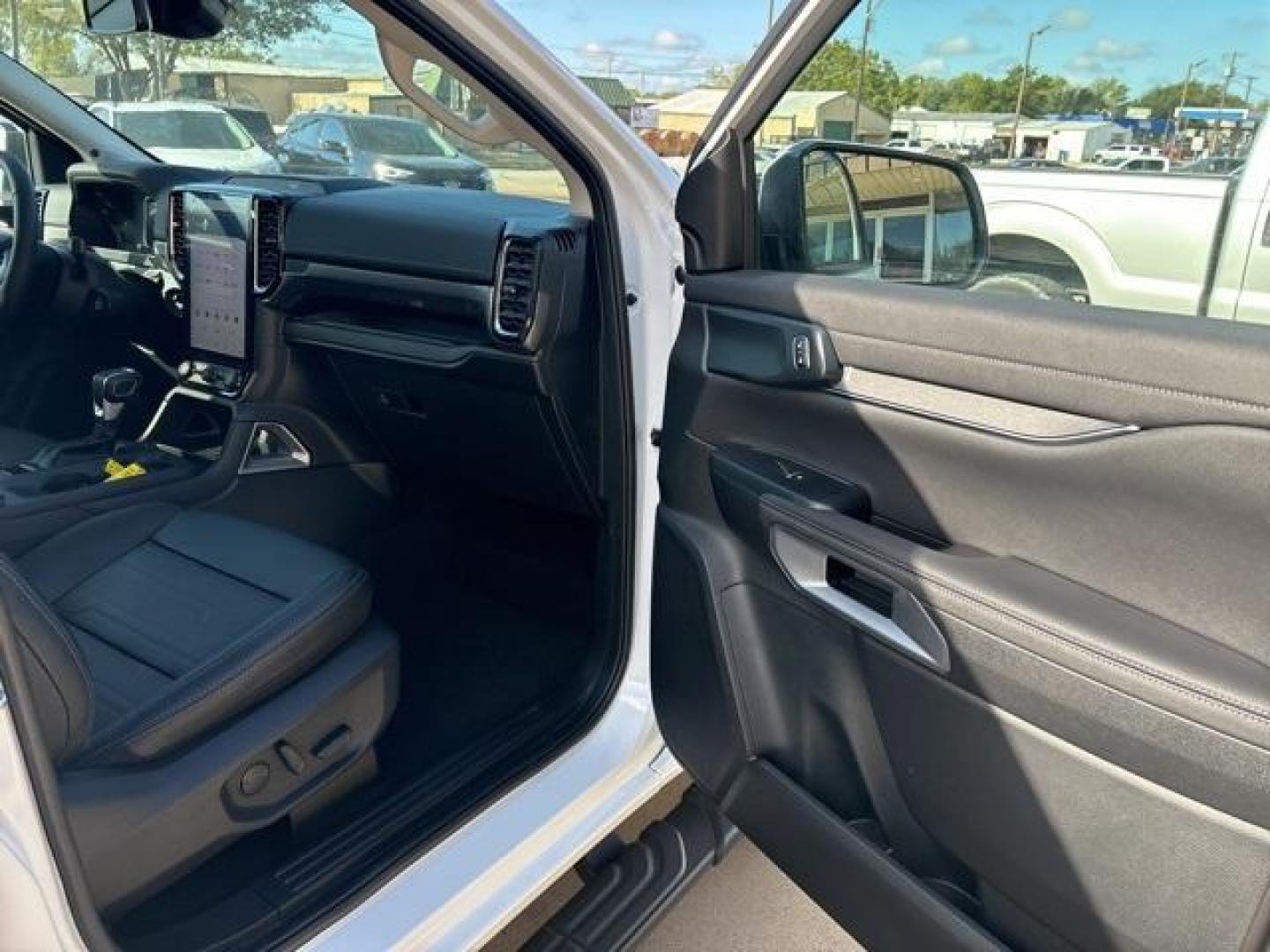 2024 Oxford White /Ebony Ford Ranger Lariat (1FTER4JH8RL) with an EcoBoost 2.3L I4 GTDi DOHC Turbocharged VCT engine, Automatic transmission, located at 1105 E Mulberry, Kaufman, TX, 75142, (972) 962-2151, 32.589550, -96.300926 - Oxford White 2024 Ford Ranger 4D Crew Cab Lariat RWD 10-Speed Automatic EcoBoost 2.3L I4 GTDi DOHC Turbocharged VCT<br><br><br>Please call Paul Murrey Ford Inc. In Kaufman Texas A Family Dealership Since 1952 Serving the Dallas Fort Worth and East Texas areas for over 70 years. Please call 972-962-2 - Photo#16