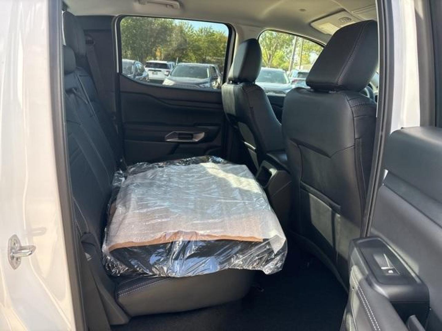 2024 Oxford White /Ebony Ford Ranger Lariat (1FTER4JH8RL) with an EcoBoost 2.3L I4 GTDi DOHC Turbocharged VCT engine, Automatic transmission, located at 1105 E Mulberry, Kaufman, TX, 75142, (972) 962-2151, 32.589550, -96.300926 - Oxford White 2024 Ford Ranger 4D Crew Cab Lariat RWD 10-Speed Automatic EcoBoost 2.3L I4 GTDi DOHC Turbocharged VCT<br><br><br>Please call Paul Murrey Ford Inc. In Kaufman Texas A Family Dealership Since 1952 Serving the Dallas Fort Worth and East Texas areas for over 70 years. Please call 972-962-2 - Photo#21