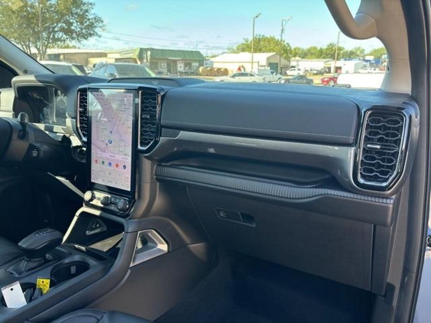 2024 Azure Gray Metallic Tri-Coat /Ebony Interior Trim Ford Ranger Lariat (1FTER4KH8RL) with an EcoBoost 2.3L I4 GTDi DOHC Turbocharged VCT engine, Automatic transmission, located at 1105 E Mulberry, Kaufman, TX, 75142, (972) 962-2151, 32.589550, -96.300926 - Azure Gray Metallic Tri-Coat 2024 Ford Ranger 4D Crew Cab Lariat 4WD 10-Speed Automatic EcoBoost 2.3L I4 GTDi DOHC Turbocharged VCT 4WD.<br><br><br>Please call Paul Murrey Ford Inc. In Kaufman Texas A Family Dealership Since 1952 Serving the Dallas Fort Worth and East Texas areas for over 70 years. - Photo#19