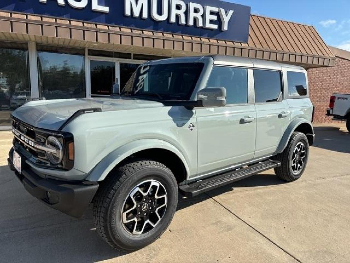 2024 Cactus Gray /Black Onyx Interior Ford Bronco Outer Banks (1FMDE8BH3RL) with an 2.3L EcoBoost I-4 engine, Automatic transmission, located at 1105 E Mulberry, Kaufman, TX, 75142, (972) 962-2151, 32.589550, -96.300926 - Cactus Gray 2024 Ford Bronco 4D Sport Utility Outer Banks 4WD 10-Speed Automatic 2.3L EcoBoost I-4<br><br>Recent Arrival!<br><br><br>Please call Paul Murrey Ford Inc. In Kaufman Texas A Family Dealership Since 1952 Serving the Dallas Fort Worth and East Texas areas for over 70 years. Please call 972 - Photo#2