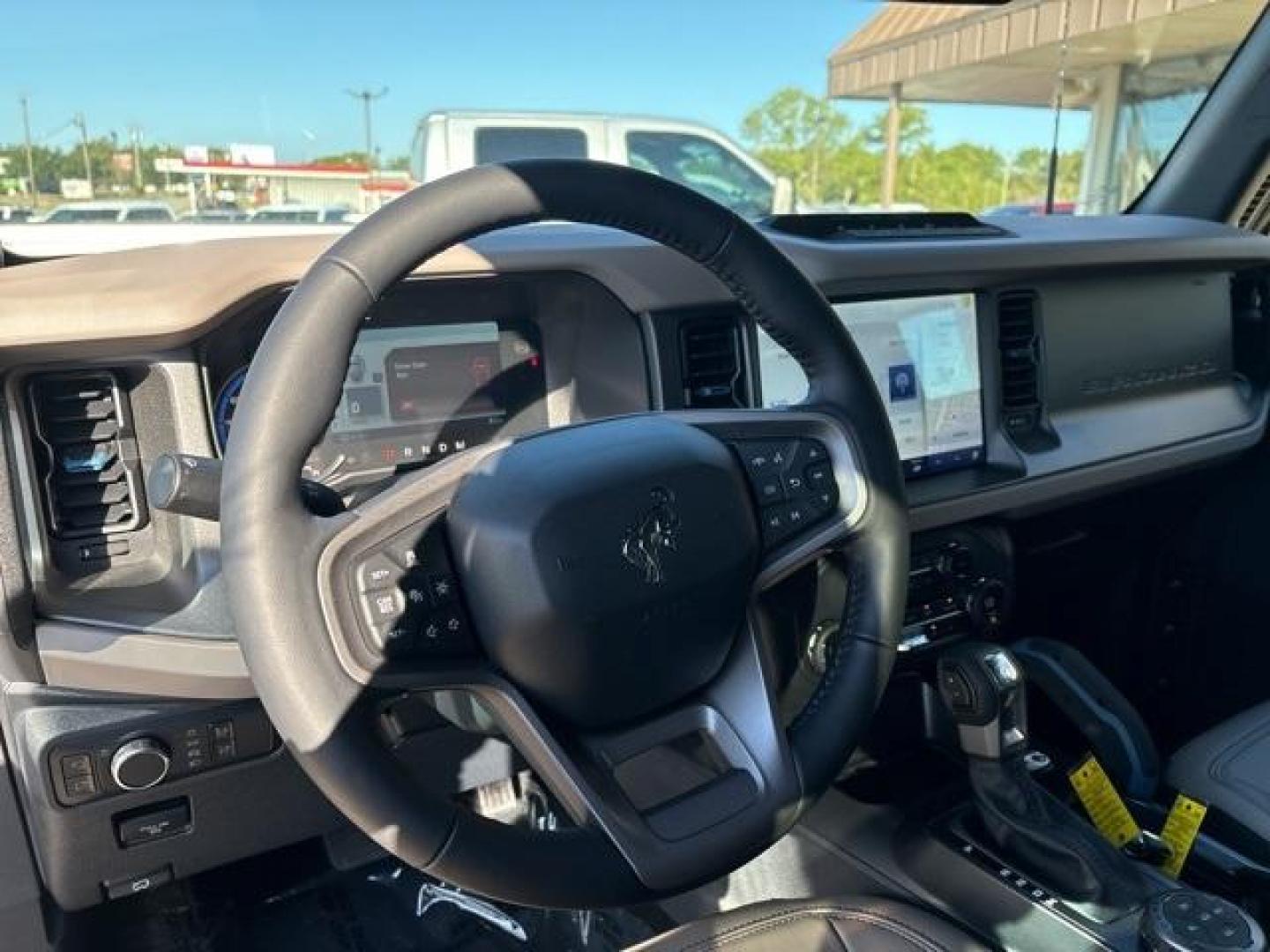 2024 Oxford White /Black Onyx Interior Ford Bronco Wildtrak (1FMEE2BP9RL) with an 2.7L EcoBoost V6 engine, Automatic transmission, located at 1105 E Mulberry, Kaufman, TX, 75142, (972) 962-2151, 32.589550, -96.300926 - Oxford White 2024 Ford Bronco 4D Sport Utility Wildtrak 4WD 10-Speed Automatic 2.7L EcoBoost V6<br><br>Recent Arrival!<br><br><br>Please call Paul Murrey Ford Inc. In Kaufman Texas A Family Dealership Since 1952 Serving the Dallas Fort Worth and East Texas areas for over 70 years. Please call 972-96 - Photo#13