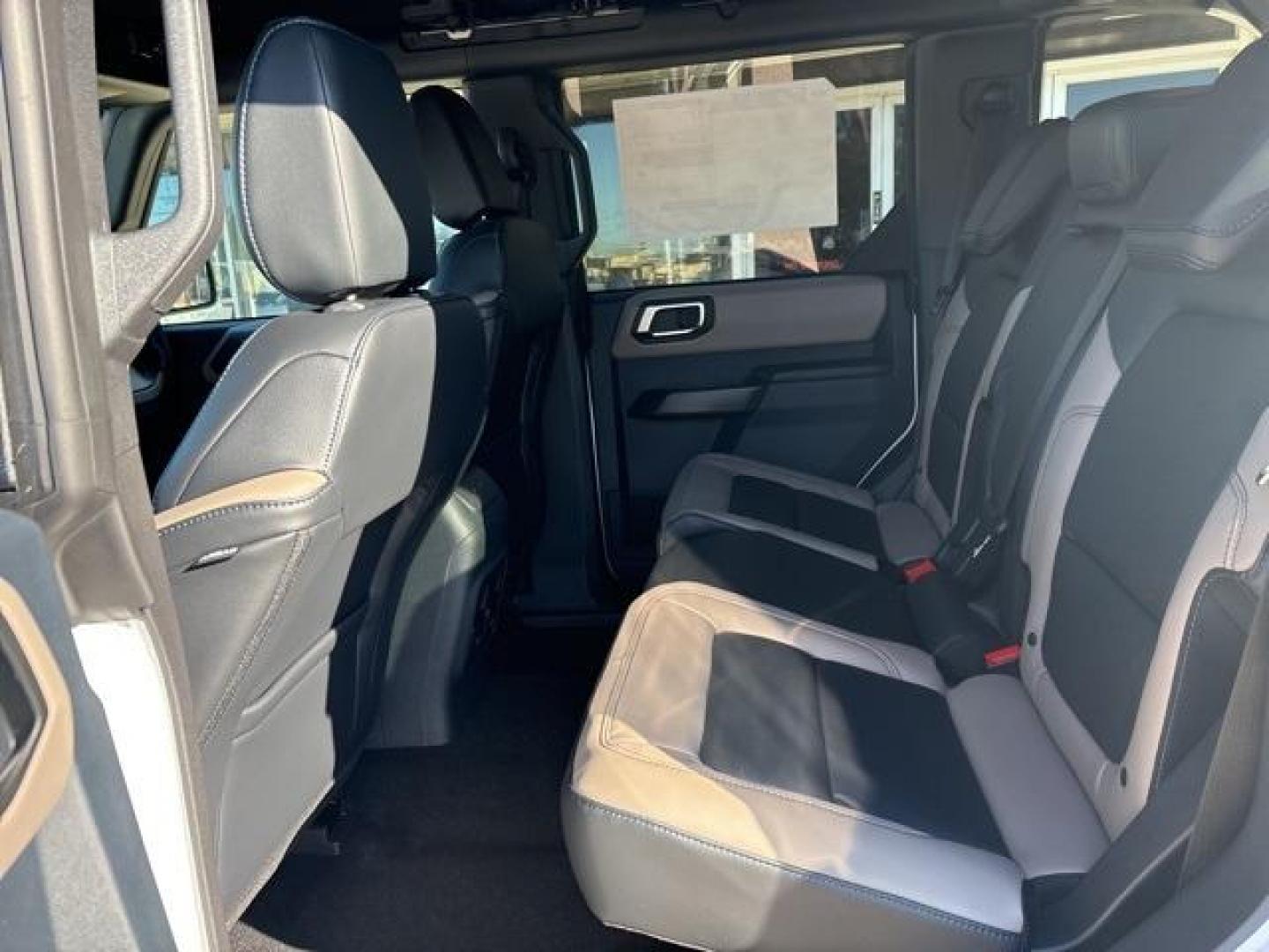 2024 Oxford White /Black Onyx Interior Ford Bronco Wildtrak (1FMEE2BP9RL) with an 2.7L EcoBoost V6 engine, Automatic transmission, located at 1105 E Mulberry, Kaufman, TX, 75142, (972) 962-2151, 32.589550, -96.300926 - Oxford White 2024 Ford Bronco 4D Sport Utility Wildtrak 4WD 10-Speed Automatic 2.7L EcoBoost V6<br><br>Recent Arrival!<br><br><br>Please call Paul Murrey Ford Inc. In Kaufman Texas A Family Dealership Since 1952 Serving the Dallas Fort Worth and East Texas areas for over 70 years. Please call 972-96 - Photo#15