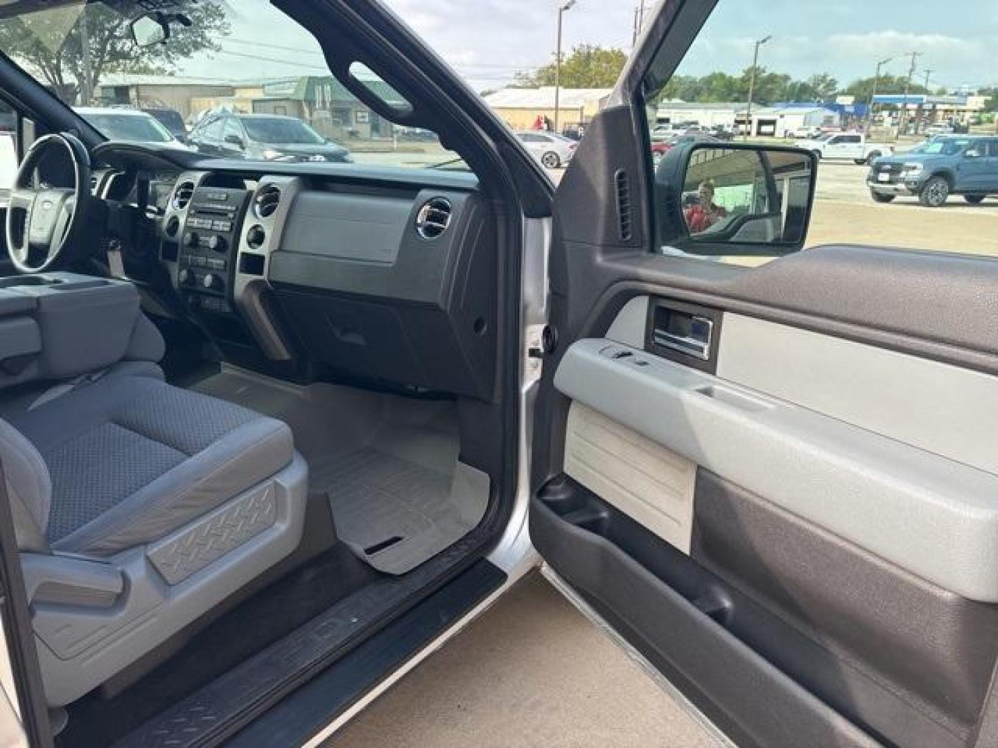 2012 Ford F-150 (1FTFW1CF2CK) with an 5.0L V8 FFV engine, Automatic transmission, located at 1105 E Mulberry, Kaufman, TX, 75142, (972) 962-2151, 32.589550, -96.300926 - 2012 Ford F-150 4D SuperCrew RWD 6-Speed Automatic Electronic 5.0L V8 FFV<br><br><br>Recent Arrival! Odometer is 4080 miles below market average!<br><br>Awards:<br> * 2012 KBB.com Brand Image Awards<br>Please call Paul Murrey Ford Inc. In Kaufman Texas A Family Dealership Since 1952 Serving the Dal - Photo#15