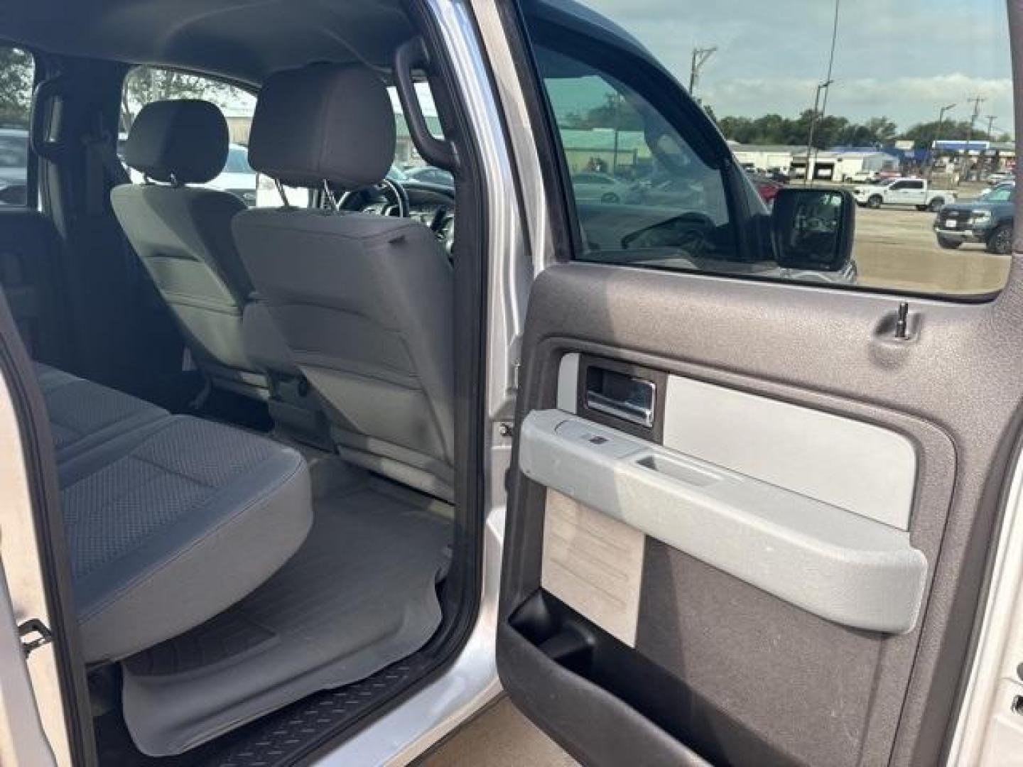 2012 Ford F-150 (1FTFW1CF2CK) with an 5.0L V8 FFV engine, Automatic transmission, located at 1105 E Mulberry, Kaufman, TX, 75142, (972) 962-2151, 32.589550, -96.300926 - 2012 Ford F-150 4D SuperCrew RWD 6-Speed Automatic Electronic 5.0L V8 FFV<br><br><br>Recent Arrival! Odometer is 4080 miles below market average!<br><br>Awards:<br> * 2012 KBB.com Brand Image Awards<br>Please call Paul Murrey Ford Inc. In Kaufman Texas A Family Dealership Since 1952 Serving the Dal - Photo#18