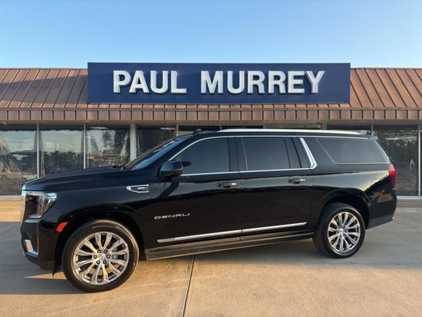 2022 Onyx Black /Jet Black GMC Yukon XL Denali (1GKS2JKL8NR) with an EcoTec3 6.2L V8 engine, Automatic transmission, located at 1105 E Mulberry, Kaufman, TX, 75142, (972) 962-2151, 32.589550, -96.300926 - Onyx Black 2022 GMC Yukon XL 4D Sport Utility Denali 4WD 10-Speed Automatic with Overdrive EcoTec3 6.2L V8 4WD.<br><br><br>Odometer is 2665 miles below market average!<br><br><br>Please call Paul Murrey Ford Inc. In Kaufman Texas A Family Dealership Since 1952 Serving the Dallas Fort Worth and East - Photo#0