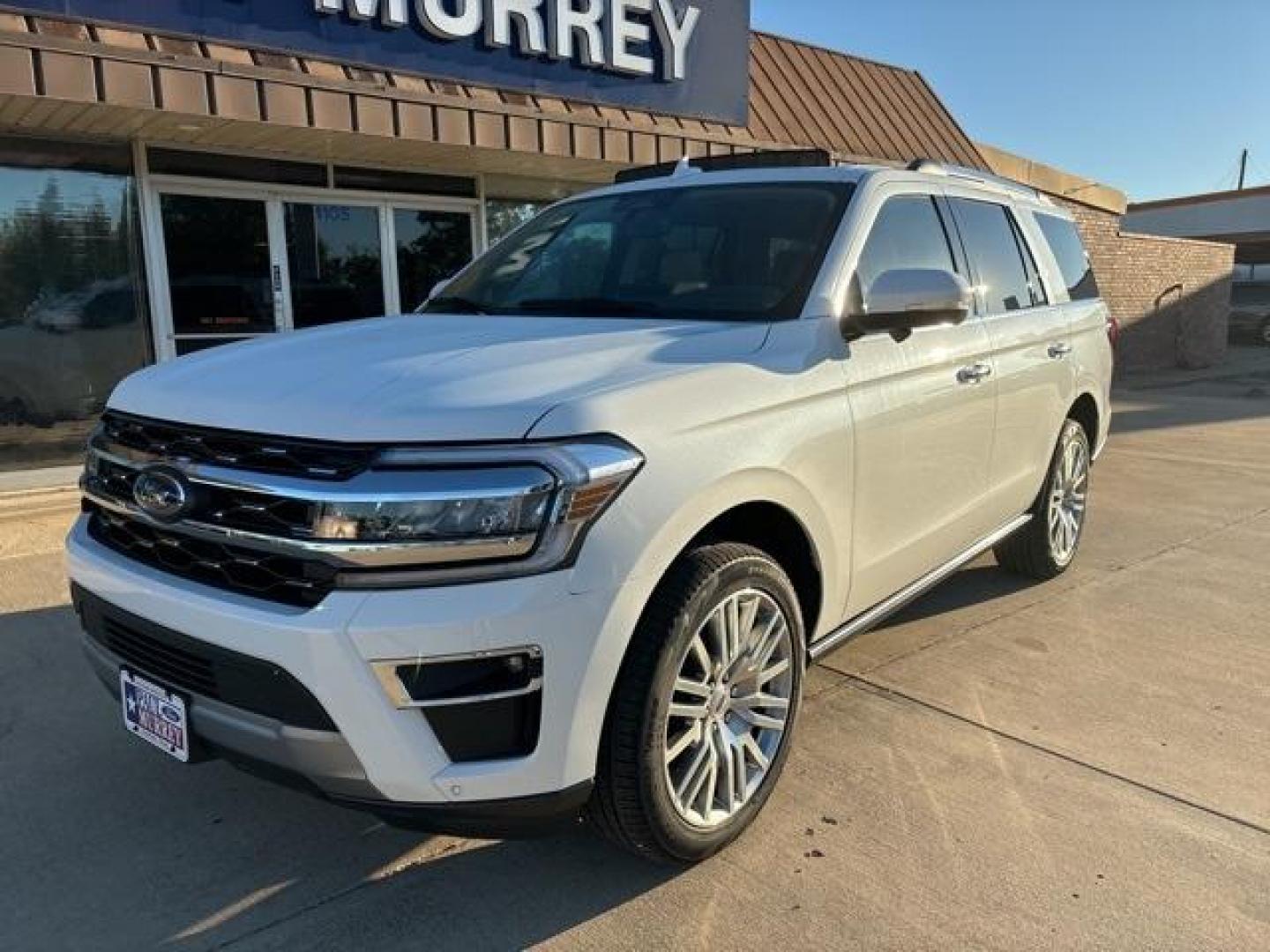 2024 Star White Metallic Tri-Coat /Sandstone Ford Expedition Limited (1FMJU1K80RE) with an EcoBoost 3.5L V6 GTDi DOHC 24V Twin Turbocharged engine, Automatic transmission, located at 1105 E Mulberry, Kaufman, TX, 75142, (972) 962-2151, 32.589550, -96.300926 - Star White Metallic Tri-Coat 2024 Ford Expedition 4D Sport Utility Limited RWD 10-Speed Automatic EcoBoost 3.5L V6 GTDi DOHC 24V Twin Turbocharged<br><br><br>Please call Paul Murrey Ford Inc. In Kaufman Texas A Family Dealership Since 1952 Serving the Dallas Fort Worth and East Texas areas for over - Photo#1