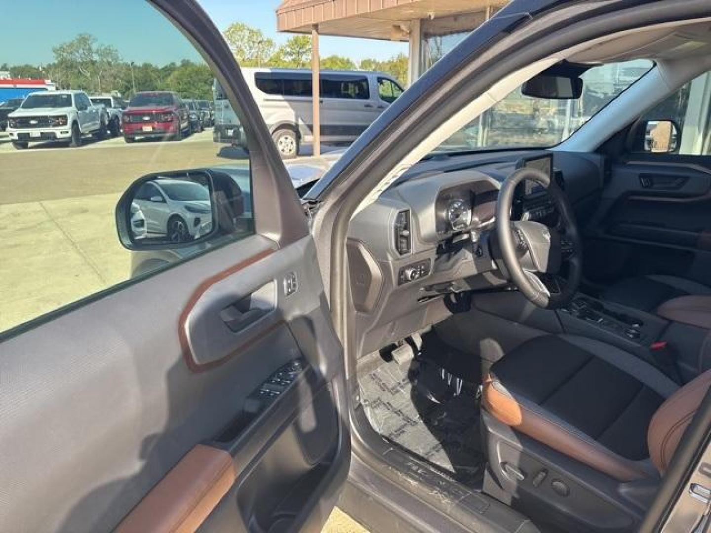 2024 Carbonized Gray Metallic /Ebony Brown Ford Bronco Sport Outer Banks (3FMCR9C65RR) with an 1.5L EcoBoost engine, Automatic transmission, located at 1105 E Mulberry, Kaufman, TX, 75142, (972) 962-2151, 32.589550, -96.300926 - Carbonized Gray Metallic 2024 Ford Bronco Sport 4D Sport Utility Outer Banks 4WD 8-Speed Automatic 1.5L EcoBoost<br><br>25/29 City/Highway MPG<br><br><br>Please call Paul Murrey Ford Inc. In Kaufman Texas A Family Dealership Since 1952 Serving the Dallas Fort Worth and East Texas areas for over 70 y - Photo#9