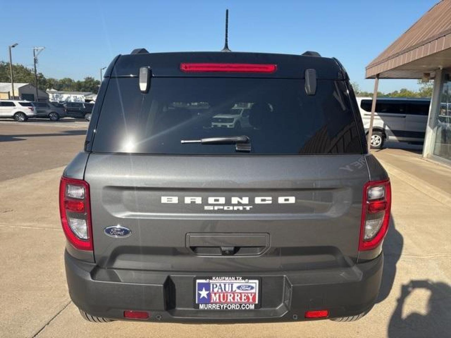 2024 Carbonized Gray Metallic /Ebony Brown Ford Bronco Sport Outer Banks (3FMCR9C65RR) with an 1.5L EcoBoost engine, Automatic transmission, located at 1105 E Mulberry, Kaufman, TX, 75142, (972) 962-2151, 32.589550, -96.300926 - Carbonized Gray Metallic 2024 Ford Bronco Sport 4D Sport Utility Outer Banks 4WD 8-Speed Automatic 1.5L EcoBoost<br><br>25/29 City/Highway MPG<br><br><br>Please call Paul Murrey Ford Inc. In Kaufman Texas A Family Dealership Since 1952 Serving the Dallas Fort Worth and East Texas areas for over 70 y - Photo#4