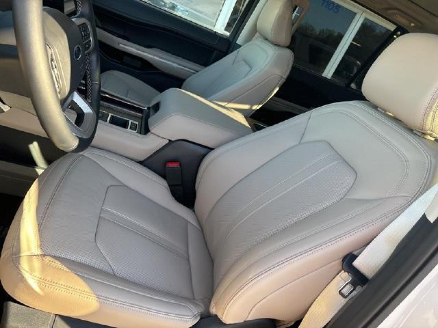 2024 Star White Metallic Tri-Coat /Sandstone Ford Expedition Max Limited (1FMJK1K83RE) with an EcoBoost 3.5L V6 GTDi DOHC 24V Twin Turbocharged engine, Automatic transmission, located at 1105 E Mulberry, Kaufman, TX, 75142, (972) 962-2151, 32.589550, -96.300926 - Star White Metallic Tri-Coat 2024 Ford Expedition Max 4D Sport Utility Limited RWD 10-Speed Automatic EcoBoost 3.5L V6 GTDi DOHC 24V Twin Turbocharged<br><br><br>Please call Paul Murrey Ford Inc. In Kaufman Texas A Family Dealership Since 1952 Serving the Dallas Fort Worth and East Texas areas for o - Photo#10