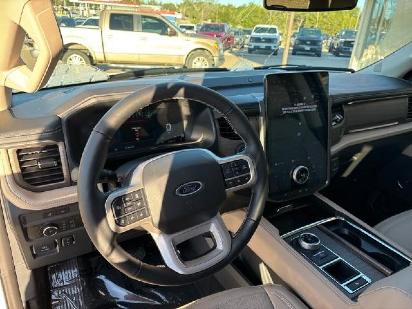 2024 Star White Metallic Tri-Coat /Sandstone Ford Expedition Max Limited (1FMJK1K83RE) with an EcoBoost 3.5L V6 GTDi DOHC 24V Twin Turbocharged engine, Automatic transmission, located at 1105 E Mulberry, Kaufman, TX, 75142, (972) 962-2151, 32.589550, -96.300926 - Star White Metallic Tri-Coat 2024 Ford Expedition Max 4D Sport Utility Limited RWD 10-Speed Automatic EcoBoost 3.5L V6 GTDi DOHC 24V Twin Turbocharged<br><br><br>Please call Paul Murrey Ford Inc. In Kaufman Texas A Family Dealership Since 1952 Serving the Dallas Fort Worth and East Texas areas for o - Photo#12