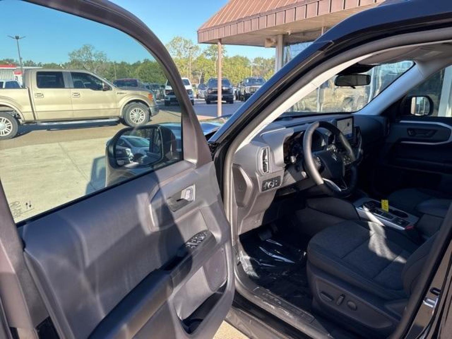 2024 Shadow Black /Ebony Ford Bronco Sport Big Bend (3FMCR9B63RR) with an 1.5L EcoBoost engine, Automatic transmission, located at 1105 E Mulberry, Kaufman, TX, 75142, (972) 962-2151, 32.589550, -96.300926 - Shadow Black 2024 Ford Bronco Sport 4D Sport Utility Big Bend 4WD 8-Speed Automatic 1.5L EcoBoost<br><br>25/29 City/Highway MPG<br><br><br>Please call Paul Murrey Ford Inc. In Kaufman Texas A Family Dealership Since 1952 Serving the Dallas Fort Worth and East Texas areas for over 70 years. Please ca - Photo#9