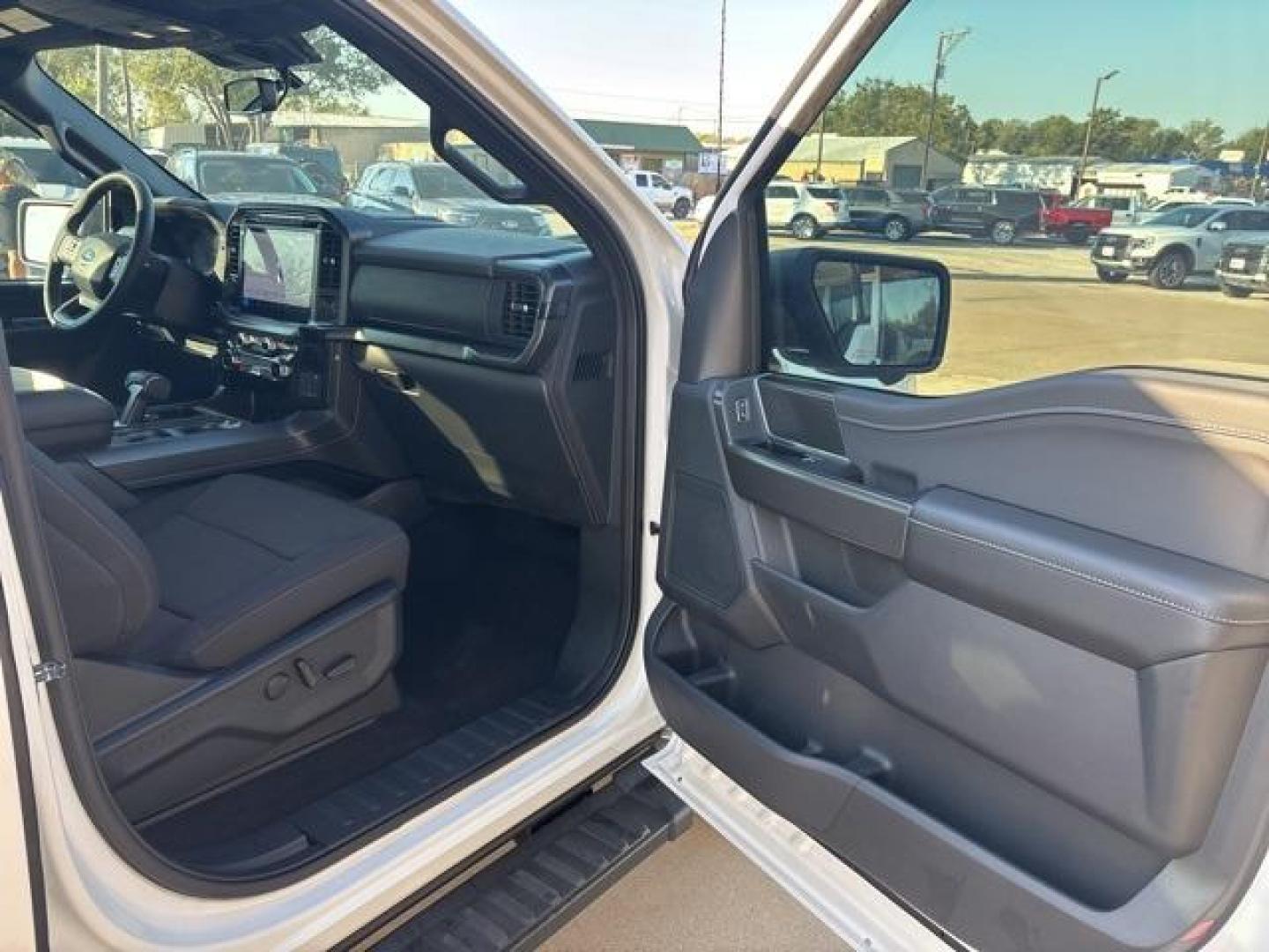 2024 Oxford White /Black Ford F-150 XLT (1FTFW3L87RK) with an 3.5L V6 EcoBoost engine, Automatic transmission, located at 1105 E Mulberry, Kaufman, TX, 75142, (972) 962-2151, 32.589550, -96.300926 - Oxford White 2024 Ford F-150 4D SuperCrew XLT 4WD 10-Speed Automatic 3.5L V6 EcoBoost 4WD.<br><br><br>Please call Paul Murrey Ford Inc. In Kaufman Texas A Family Dealership Since 1952 Serving the Dallas Fort Worth and East Texas areas for over 70 years. Please call 972-962-2151 www.murreyford.com ww - Photo#16