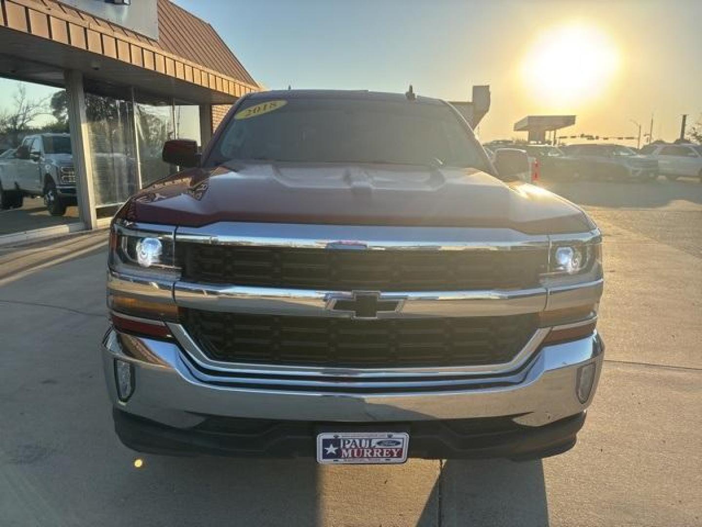 2018 Cajun Red Tintcoat /Cocoa/Dune Chevrolet Silverado 1500 LT (3GCUCRER9JG) with an EcoTec3 5.3L V8 engine, Automatic transmission, located at 1105 E Mulberry, Kaufman, TX, 75142, (972) 962-2151, 32.589550, -96.300926 - Cajun Red Tintcoat 2018 Chevrolet Silverado 1500 4D Crew Cab LT LT1 RWD 8-Speed Automatic EcoTec3 5.3L V8 8-Speed Automatic, Cocoa/Dune Cloth. Priced below KBB Fair Purchase Price!<br><br><br>Recent Arrival!<br><br>Awards:<br> * JD Power Initial Quality Study * 2018 KBB.com 10 Most Awarded Brands - Photo#7