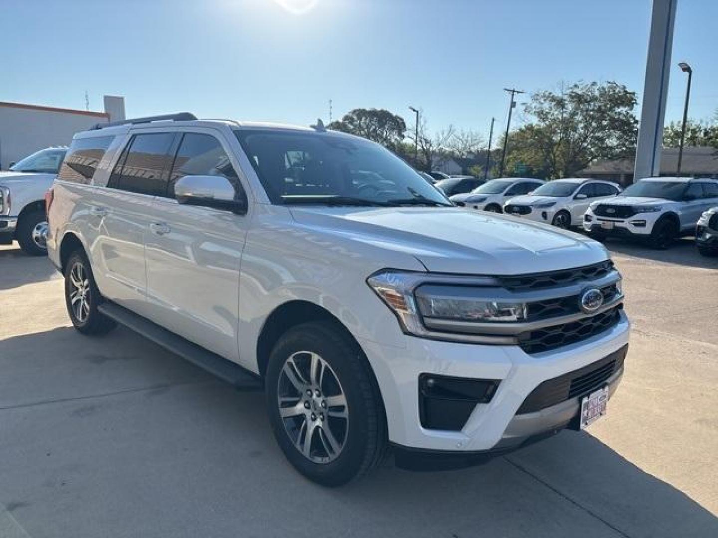 2024 Star White Metallic Tri-Coat /Black Onyx Ford Expedition Max XLT (1FMJK1H88RE) with an EcoBoost 3.5L V6 GTDi DOHC 24V Twin Turbocharged engine, Automatic transmission, located at 1105 E Mulberry, Kaufman, TX, 75142, (972) 962-2151, 32.589550, -96.300926 - Star White Metallic Tri-Coat 2024 Ford Expedition Max 4D Sport Utility XLT RWD 10-Speed Automatic EcoBoost 3.5L V6 GTDi DOHC 24V Twin Turbocharged<br><br><br>Please call Paul Murrey Ford Inc. In Kaufman Texas A Family Dealership Since 1952 Serving the Dallas Fort Worth and East Texas areas for over - Photo#6