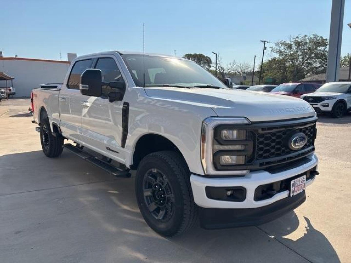 2024 Oxford White /Black Onyx Ford F-250SD (1FT8W2BT1RE) with an Power Stroke 6.7L V8 DI 32V OHV Turbodiesel engine, Automatic transmission, located at 1105 E Mulberry, Kaufman, TX, 75142, (972) 962-2151, 32.589550, -96.300926 - Photo#6