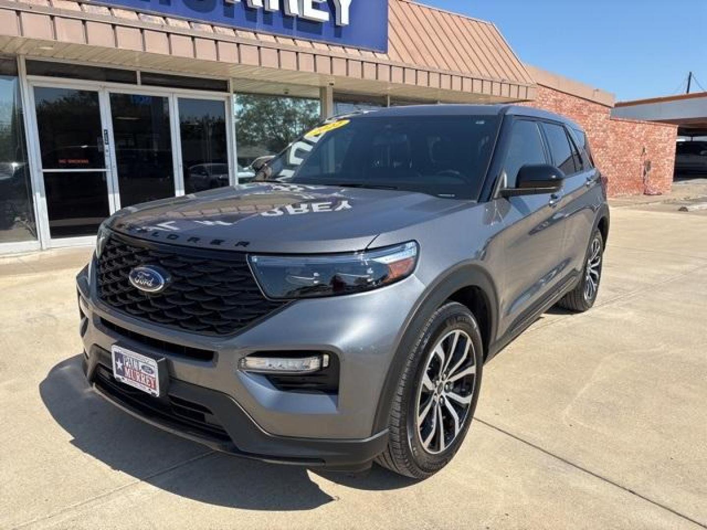 2022 Gray /Ebony Ford Explorer ST-Line (1FMSK7KH2NG) with an 2.3L EcoBoost I-4 engine, Automatic transmission, located at 1105 E Mulberry, Kaufman, TX, 75142, (972) 962-2151, 32.589550, -96.300926 - Gray 2022 Ford Explorer 4D Sport Utility ST-Line RWD 10-Speed Automatic 2.3L EcoBoost I-4 Priced below KBB Fair Purchase Price!<br><br><br>Recent Arrival! Odometer is 24392 miles below market average! 21/28 City/Highway MPG<br><br><br>Please call Paul Murrey Ford Inc. In Kaufman Texas A Family Deale - Photo#1