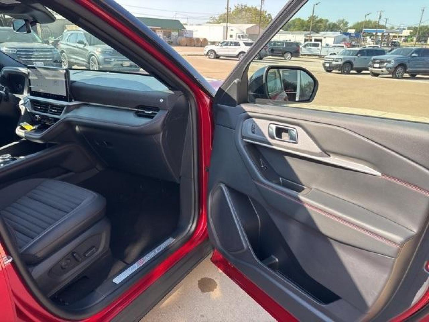 2025 Rapid Red Metallic Tinted Clearcoat /Onyx Interior Ford Explorer ST-Line (1FMUK7KHXSG) with an 2.3L EcoBoost I-4 engine, Automatic transmission, located at 1105 E Mulberry, Kaufman, TX, 75142, (972) 962-2151, 32.589550, -96.300926 - Red Metallic 2025 Ford Explorer 4D Sport Utility ST-Line RWD 10-Speed Automatic 2.3L EcoBoost I-4<br><br>21/28 City/Highway MPG<br><br><br>Please call Paul Murrey Ford Inc. In Kaufman Texas A Family Dealership Since 1952 Serving the Dallas Fort Worth and East Texas areas for over 70 years. Please ca - Photo#18