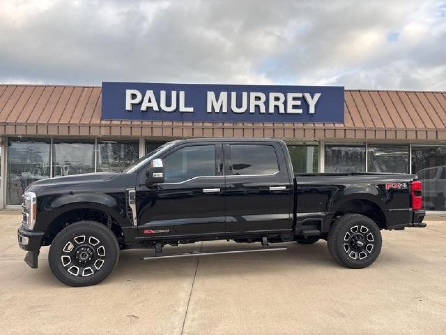 2024 Agate Black Metallic /Black Onyx Ford F-250SD Platinum (1FT8W2BM5RE) with an 6.7L High Output Power Stroke V8 Diesel engine, Automatic transmission, located at 1105 E Mulberry, Kaufman, TX, 75142, (972) 962-2151, 32.589550, -96.300926 - Agate Black Metallic 2024 Ford F-250SD 4D Extended Cab Platinum 4WD 10-Speed Automatic 6.7L High Output Power Stroke V8 Diesel 4WD.<br><br><br>Please call Paul Murrey Ford Inc. In Kaufman Texas A Family Dealership Since 1952 Serving the Dallas Fort Worth and East Texas areas for over 70 years. Pleas - Photo#0