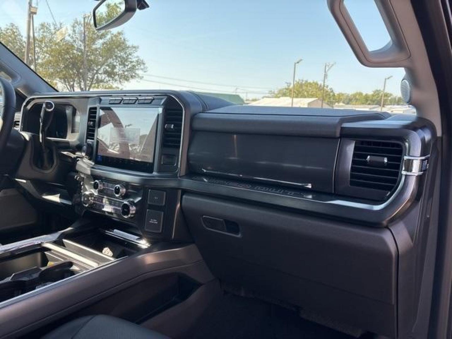 2024 Agate Black Metallic /Black Onyx Ford F-250SD Lariat (1FT8W2BT6RE) with an Power Stroke 6.7L V8 DI 32V OHV Turbodiesel engine, Automatic transmission, located at 1105 E Mulberry, Kaufman, TX, 75142, (972) 962-2151, 32.589550, -96.300926 - Agate Black Metallic 2024 Ford F-250SD 4D Extended Cab Lariat 4WD 10-Speed Automatic Power Stroke 6.7L V8 DI 32V OHV Turbodiesel 4WD.<br><br><br>Please call Paul Murrey Ford Inc. In Kaufman Texas A Family Dealership Since 1952 Serving the Dallas Fort Worth and East Texas areas for over 70 years. Ple - Photo#17