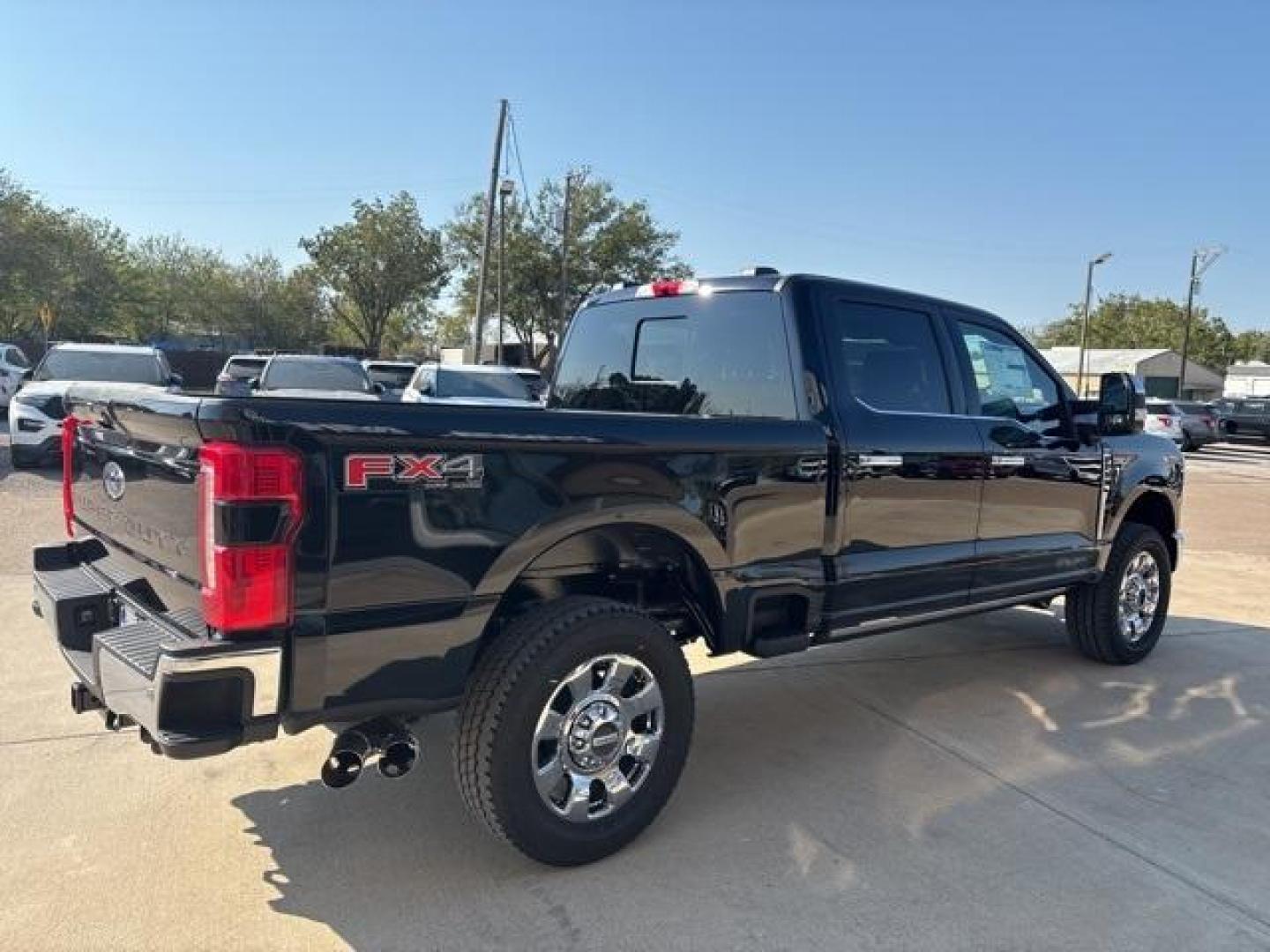 2024 Agate Black Metallic /Black Onyx Ford F-250SD Lariat (1FT8W2BT6RE) with an Power Stroke 6.7L V8 DI 32V OHV Turbodiesel engine, Automatic transmission, located at 1105 E Mulberry, Kaufman, TX, 75142, (972) 962-2151, 32.589550, -96.300926 - Agate Black Metallic 2024 Ford F-250SD 4D Extended Cab Lariat 4WD 10-Speed Automatic Power Stroke 6.7L V8 DI 32V OHV Turbodiesel 4WD.<br><br><br>Please call Paul Murrey Ford Inc. In Kaufman Texas A Family Dealership Since 1952 Serving the Dallas Fort Worth and East Texas areas for over 70 years. Ple - Photo#5