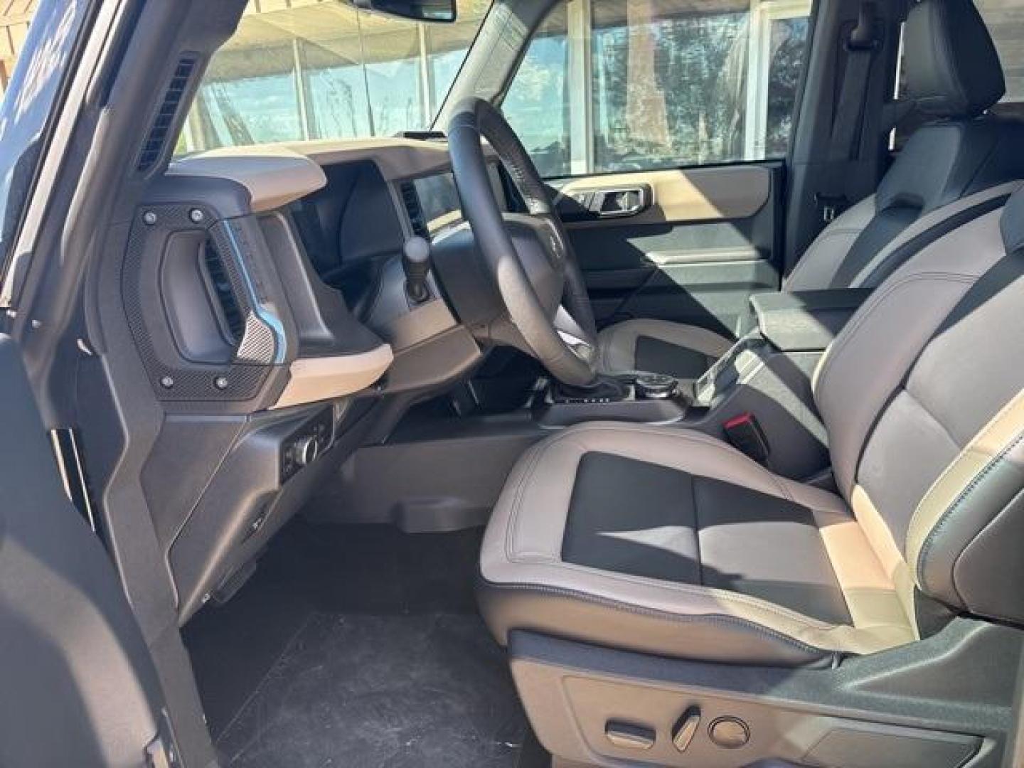 2024 Shadow Black /Black Onyx Interior Ford Bronco Wildtrak (1FMEE2BP4RL) with an 2.7L EcoBoost V6 engine, Automatic transmission, located at 1105 E Mulberry, Kaufman, TX, 75142, (972) 962-2151, 32.589550, -96.300926 - Shadow Black 2024 Ford Bronco 4D Sport Utility Wildtrak 4WD 10-Speed Automatic 2.7L EcoBoost V6<br><br><br>Please call Paul Murrey Ford Inc. In Kaufman Texas A Family Dealership Since 1952 Serving the Dallas Fort Worth and East Texas areas for over 70 years. Please call 972-962-2151 www.murreyford.c - Photo#10