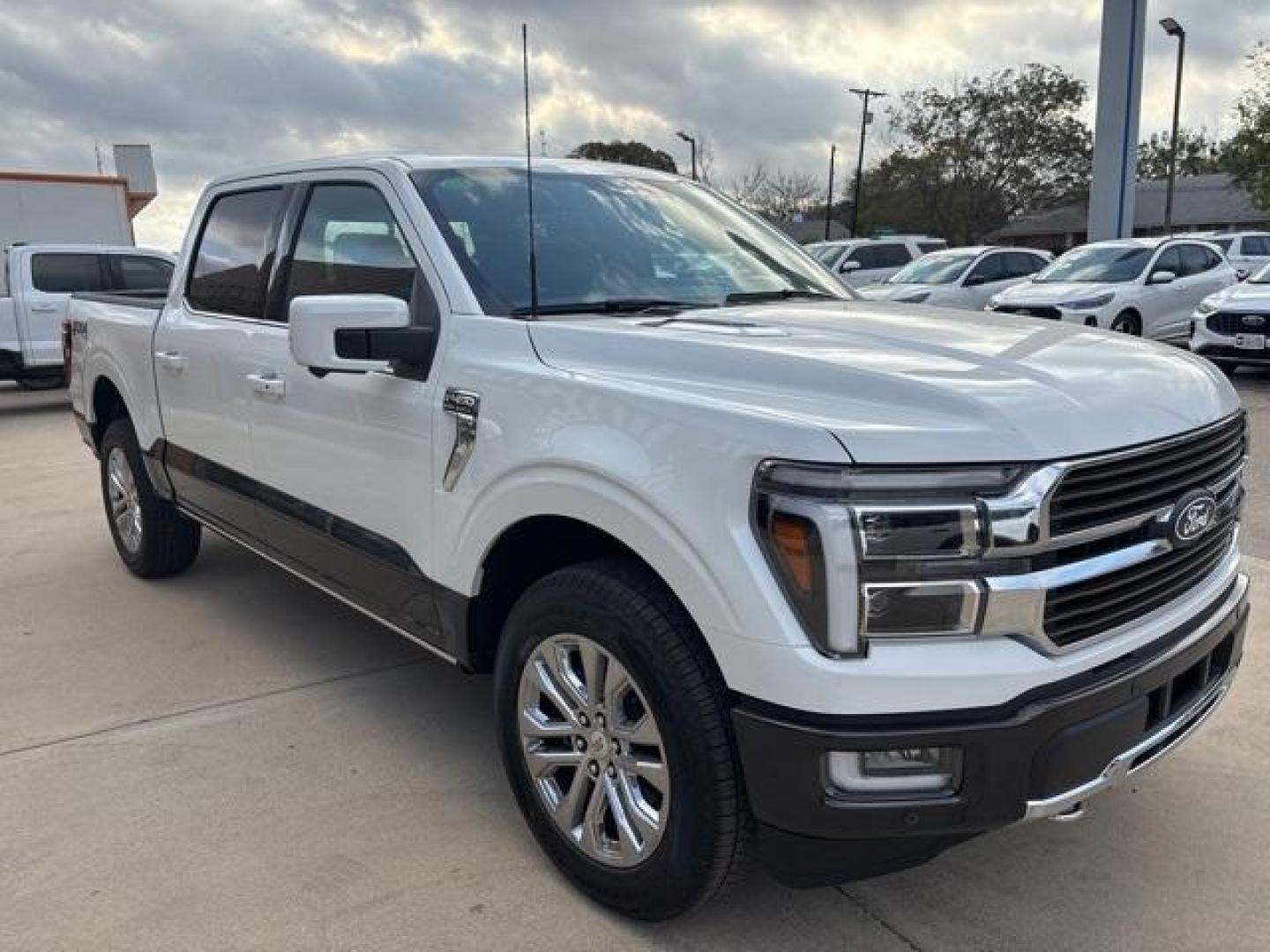 2024 Star White Metallic Tri-Coat Ford F-150 King Ranch (1FTFW6L87RF) with an 3.5L V6 EcoBoost engine, Automatic transmission, located at 1105 E Mulberry, Kaufman, TX, 75142, (972) 962-2151, 32.589550, -96.300926 - White 2024 Ford F-150 4D SuperCrew King Ranch 4WD 10-Speed Automatic 3.5L V6 EcoBoost 4WD.<br><br><br>Please call Paul Murrey Ford Inc. In Kaufman Texas A Family Dealership Since 1952 Serving the Dallas Fort Worth and East Texas areas for over 70 years. Please call 972-962-2151 www.murreyford.com ww - Photo#6