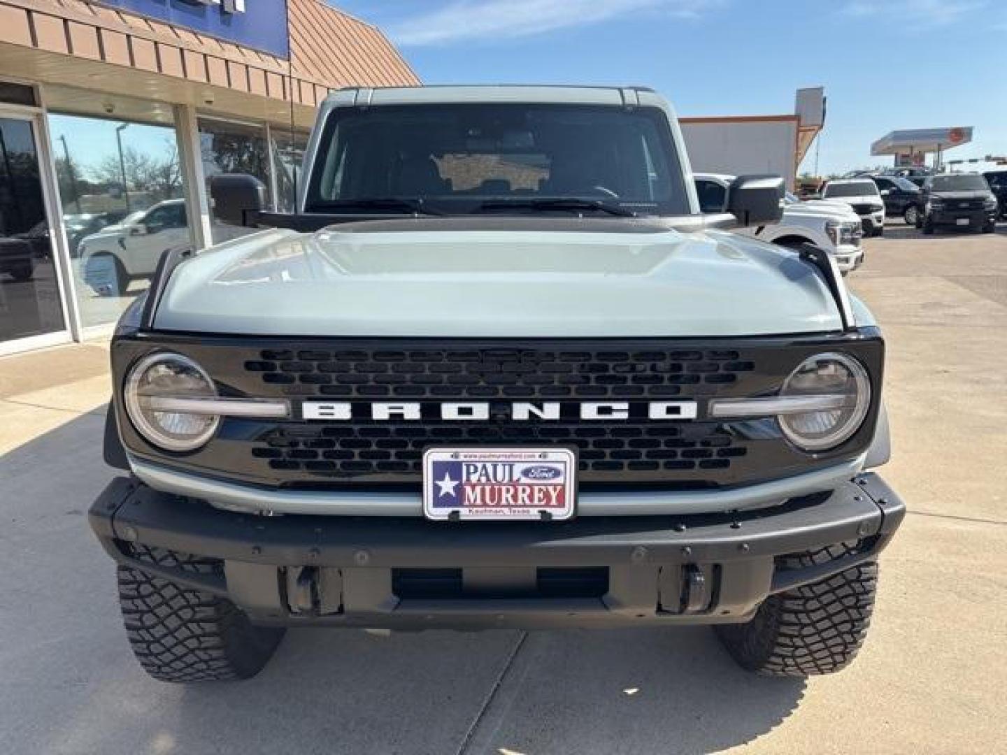 2024 Cactus Gray /Black Onyx Interior Ford Bronco Wildtrak (1FMEE2BP9RL) with an 2.7L EcoBoost V6 engine, Automatic transmission, located at 1105 E Mulberry, Kaufman, TX, 75142, (972) 962-2151, 32.589550, -96.300926 - Cactus Gray 2024 Ford Bronco 4D Sport Utility Wildtrak 4WD 10-Speed Automatic 2.7L EcoBoost V6<br><br><br>Please call Paul Murrey Ford Inc. In Kaufman Texas A Family Dealership Since 1952 Serving the Dallas Fort Worth and East Texas areas for over 70 years. Please call 972-962-2151 www.murreyford.co - Photo#7