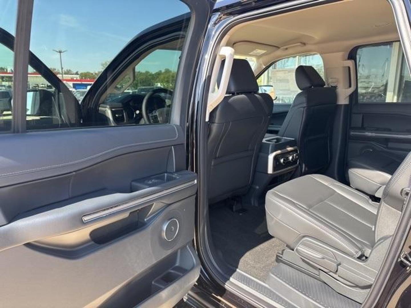 2024 Agate Black Metallic /Black Onyx Ford Expedition Max XLT (1FMJK1H8XRE) with an EcoBoost 3.5L V6 GTDi DOHC 24V Twin Turbocharged engine, Automatic transmission, located at 1105 E Mulberry, Kaufman, TX, 75142, (972) 962-2151, 32.589550, -96.300926 - Agate Black Metallic 2024 Ford Expedition Max 4D Sport Utility XLT RWD 10-Speed Automatic EcoBoost 3.5L V6 GTDi DOHC 24V Twin Turbocharged<br><br><br>Please call Paul Murrey Ford Inc. In Kaufman Texas A Family Dealership Since 1952 Serving the Dallas Fort Worth and East Texas areas for over 70 years - Photo#12