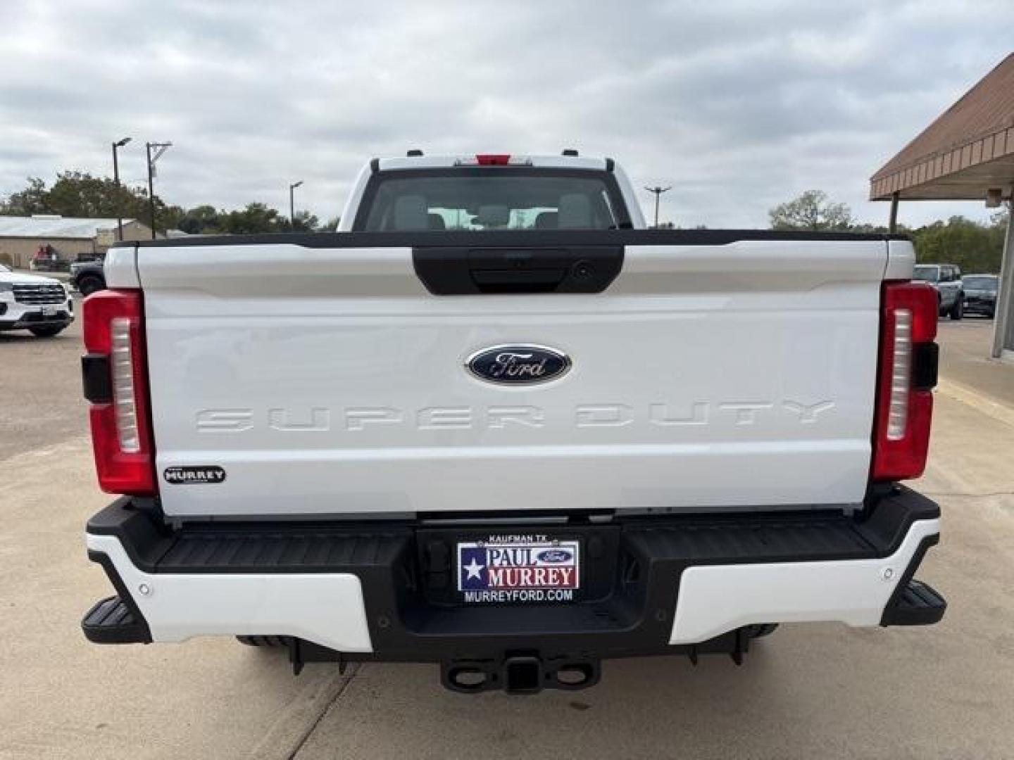 2024 Oxford White Ford F-350SD XL (1FT8W3BT3RE) with an Power Stroke 6.7L V8 DI 32V OHV Turbodiesel engine, Automatic transmission, located at 1105 E Mulberry, Kaufman, TX, 75142, (972) 962-2151, 32.589550, -96.300926 - Oxford White 2024 Ford F-350SD 4D Crew Cab XL 4WD 10-Speed Automatic Power Stroke 6.7L V8 DI 32V OHV Turbodiesel 4WD.<br><br><br>Please call Paul Murrey Ford Inc. In Kaufman Texas A Family Dealership Since 1952 Serving the Dallas Fort Worth and East Texas areas for over 70 years. Please call 972-962 - Photo#4