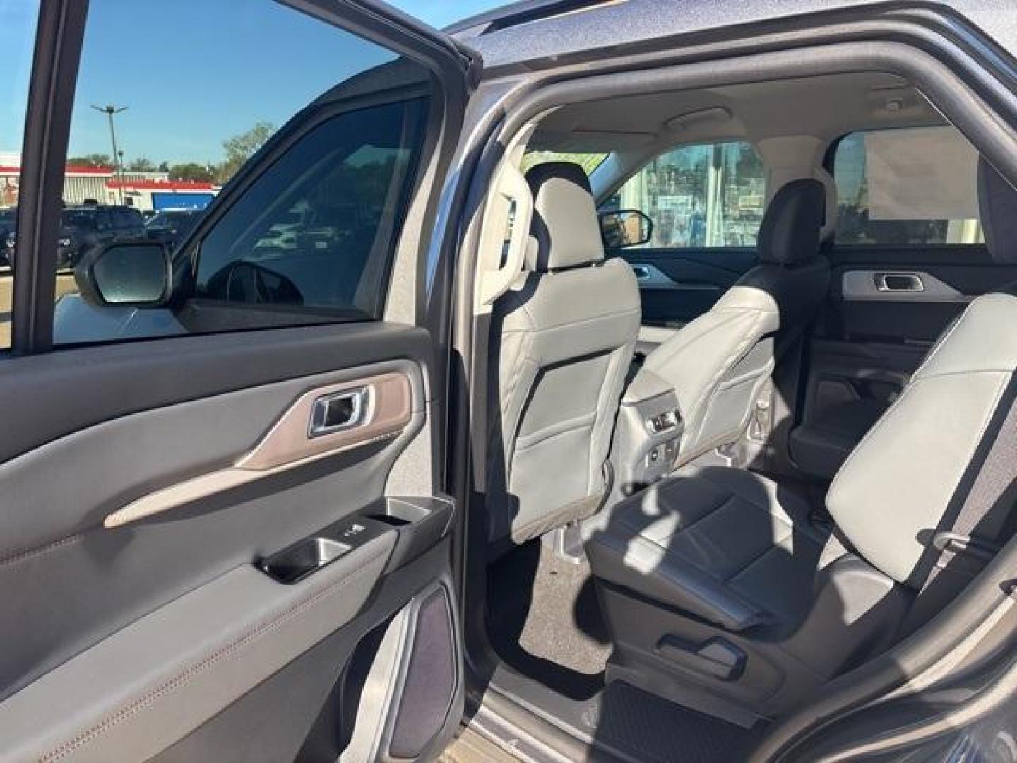 2025 Carbonized Gray Metallic /Gray Ford Explorer Active (1FMUK7DH6SG) with an 2.3L EcoBoost I-4 engine, Automatic transmission, located at 1105 E Mulberry, Kaufman, TX, 75142, (972) 962-2151, 32.589550, -96.300926 - Photo#12