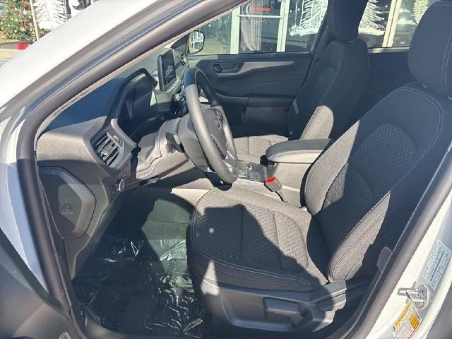 2025 Silver Metallic /Ebony Ford Escape Active (1FMCU0GN2SU) with an 1.5L EcoBoost engine, Automatic transmission, located at 1105 E Mulberry, Kaufman, TX, 75142, (972) 962-2151, 32.589550, -96.300926 - Space Silver Metallic 2025 Ford Escape 4D Sport Utility Active FWD 8-Speed Automatic 1.5L EcoBoost<br><br>27/34 City/Highway MPG<br><br><br>Please call Paul Murrey Ford Inc. In Kaufman Texas A Family Dealership Since 1952 Serving the Dallas Fort Worth and East Texas areas for over 70 years. Please c - Photo#8