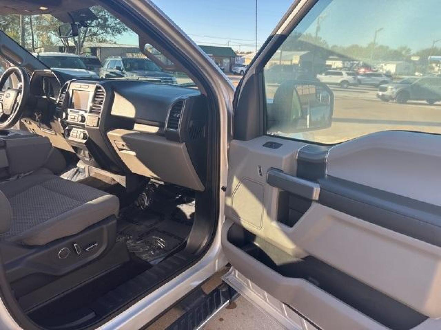 2018 Ingot Silver /Medium Earth Gray Ford F-150 XLT (1FTEW1CP8JK) with an 2.7L V6 EcoBoost engine, Automatic transmission, located at 1105 E Mulberry, Kaufman, TX, 75142, (972) 962-2151, 32.589550, -96.300926 - Ingot Silver 2018 Ford F-150 4D SuperCrew XLT RWD 10-Speed Automatic 2.7L V6 EcoBoost Priced below KBB Fair Purchase Price!<br><br><br>Recent Arrival! Odometer is 2076 miles below market average! 20/26 City/Highway MPG<br><br>Awards:<br> * 2018 KBB.com Brand Image Awards * 2018 KBB.com 10 Most Aw - Photo#15