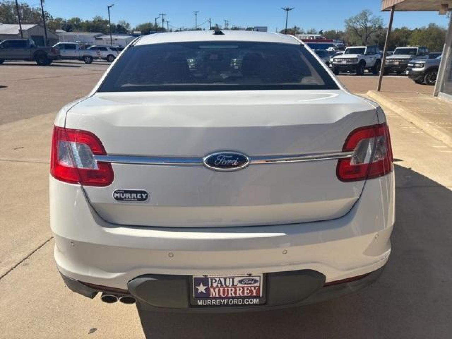 2012 White Ford Taurus SEL (1FAHP2EW3CG) with an Duratec 3.5L V6 engine, Automatic transmission, located at 1105 E Mulberry, Kaufman, TX, 75142, (972) 962-2151, 32.589550, -96.300926 - White 2012 Ford Taurus 4D Sedan SEL FWD 6-Speed Automatic with Select-Shift Duratec 3.5L V6<br><br><br>Recent Arrival! 18/27 City/Highway MPG<br><br>Awards:<br> * JD Power Initial Quality Study * 2012 IIHS Top Safety Pick * 2012 KBB.com 10 Most Comfortable Cars Under $30,000 * 2012 KBB.com Br - Photo#4