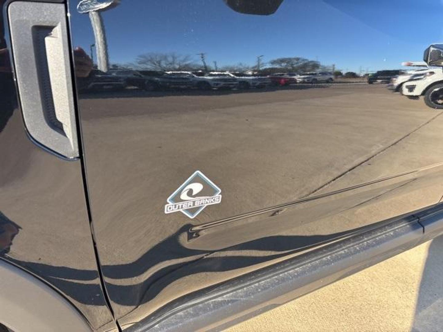 2024 Shadow Black /Ebony/Roast Ford Bronco Sport Outer Banks (3FMCR9C6XRR) with an 1.5L EcoBoost engine, Automatic transmission, located at 1105 E Mulberry, Kaufman, TX, 75142, (972) 962-2151, 32.589550, -96.300926 - Shadow Black 2024 Ford Bronco Sport 4D Sport Utility Outer Banks 4WD 8-Speed Automatic 1.5L EcoBoost<br><br>25/29 City/Highway MPG<br><br><br>Please call Paul Murrey Ford Inc. In Kaufman Texas A Family Dealership Since 1952 Serving the Dallas Fort Worth and East Texas areas for over 70 years. Please - Photo#8