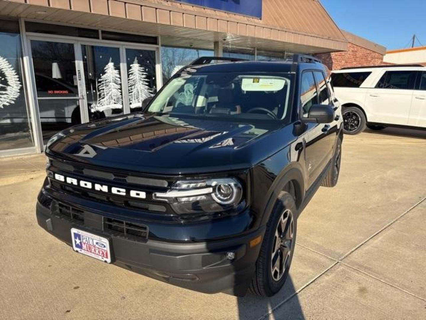 2024 Shadow Black /Ebony/Roast Ford Bronco Sport Outer Banks (3FMCR9C6XRR) with an 1.5L EcoBoost engine, Automatic transmission, located at 1105 E Mulberry, Kaufman, TX, 75142, (972) 962-2151, 32.589550, -96.300926 - Shadow Black 2024 Ford Bronco Sport 4D Sport Utility Outer Banks 4WD 8-Speed Automatic 1.5L EcoBoost<br><br>25/29 City/Highway MPG<br><br><br>Please call Paul Murrey Ford Inc. In Kaufman Texas A Family Dealership Since 1952 Serving the Dallas Fort Worth and East Texas areas for over 70 years. Please - Photo#1