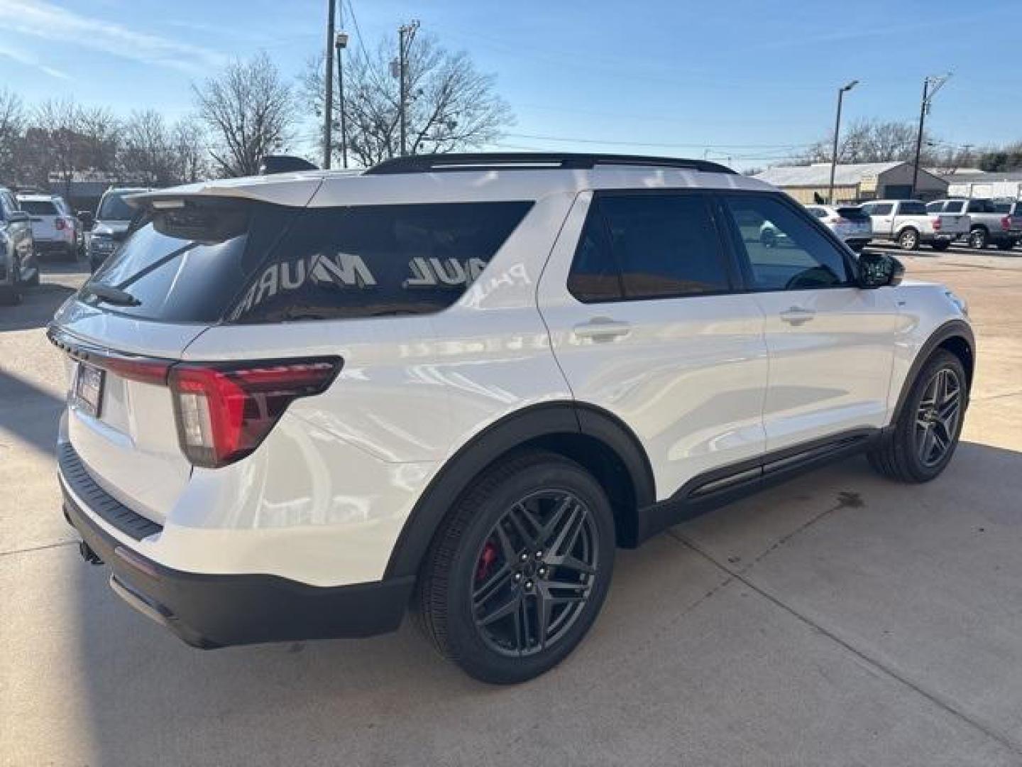 2025 White Metallic /Onyx Ford Explorer ST-Line (1FMUK7KHXSG) with an 2.3L EcoBoost I-4 engine, Automatic transmission, located at 1105 E Mulberry, Kaufman, TX, 75142, (972) 962-2151, 32.589550, -96.300926 - Star White Metallic Tri-Coat 2025 Ford Explorer 4D Sport Utility ST-Line RWD 10-Speed Automatic 2.3L EcoBoost I-4<br><br>21/28 City/Highway MPG<br><br><br>Please call Paul Murrey Ford Inc. In Kaufman Texas A Family Dealership Since 1952 Serving the Dallas Fort Worth and East Texas areas for over 70 - Photo#5