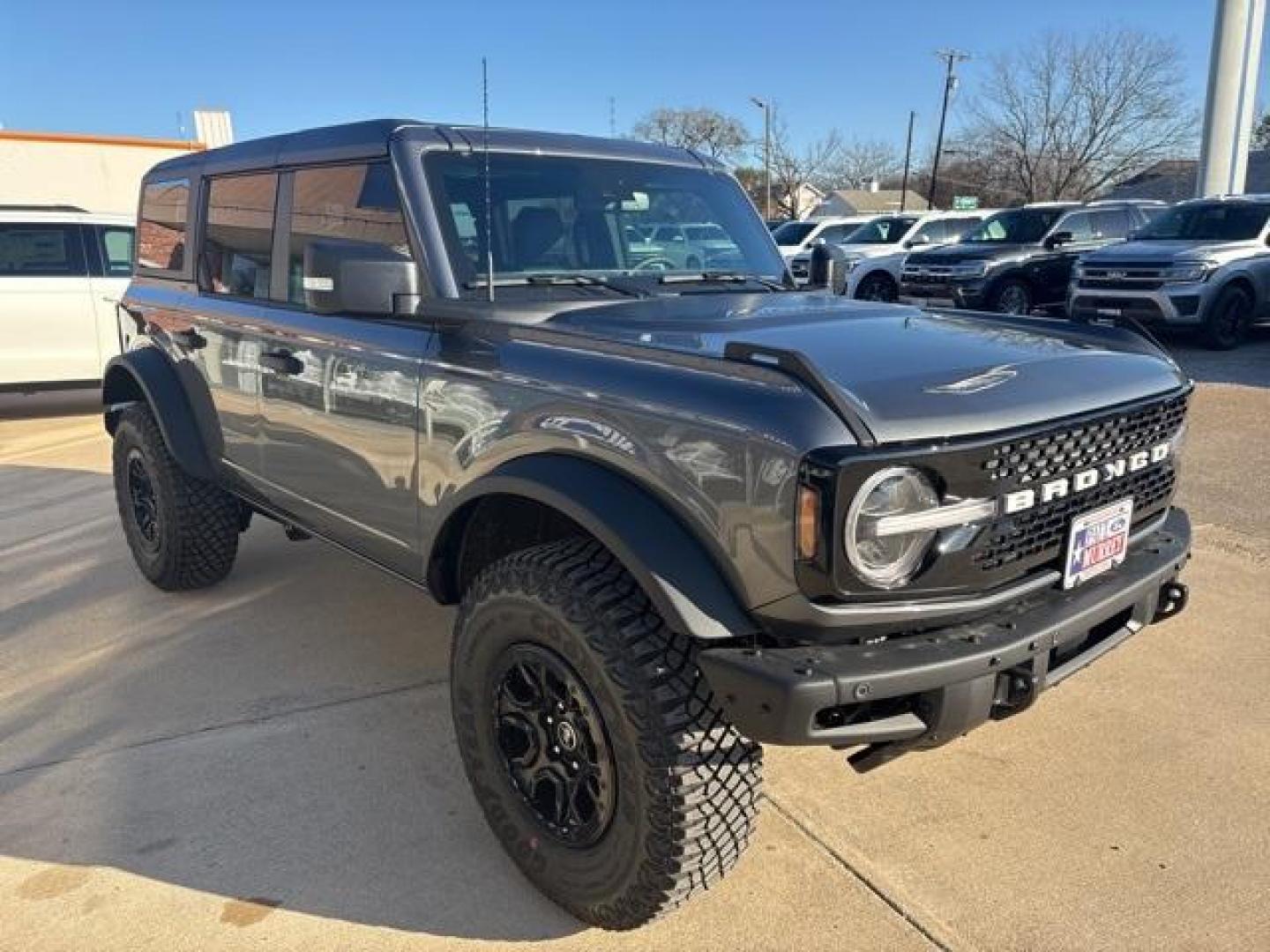 2024 Carbonized Gray Metallic /Black Onyx Interior Ford Bronco Wildtrak (1FMEE2BP9RL) with an 2.7L EcoBoost V6 engine, Automatic transmission, located at 1105 E Mulberry, Kaufman, TX, 75142, (972) 962-2151, 32.589550, -96.300926 - Carbonized Gray Metallic 2024 Ford Bronco 4D Sport Utility Wildtrak 4WD 10-Speed Automatic 2.7L EcoBoost V6<br><br>Recent Arrival!<br><br><br>Please call Paul Murrey Ford Inc. In Kaufman Texas A Family Dealership Since 1952 Serving the Dallas Fort Worth and East Texas areas for over 70 years. Please - Photo#6