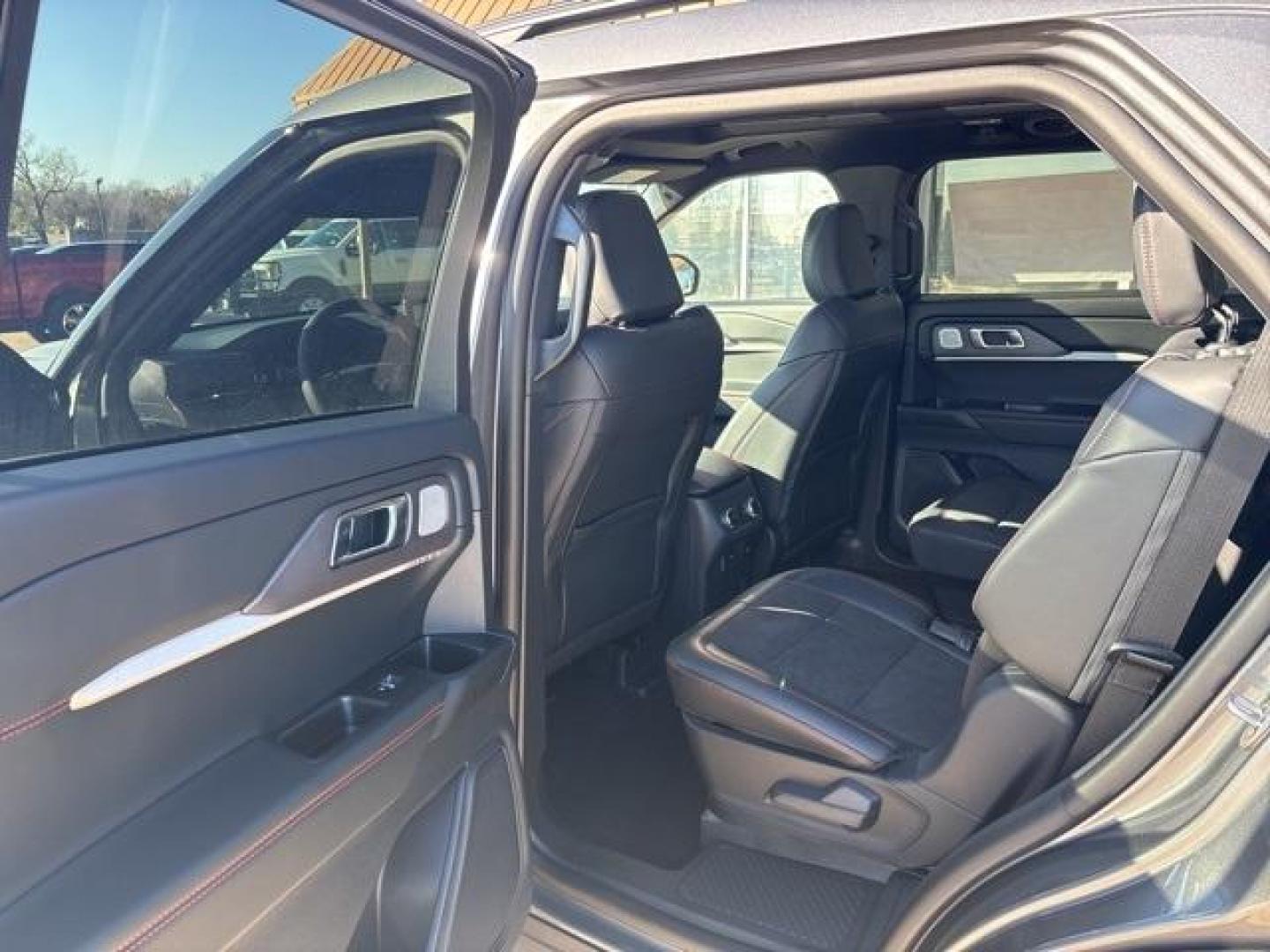 2025 Gray Metallic /Onyx Ford Explorer ST (1FMWK8GC7SG) with an 3.0L EcoBoost V6 engine, Automatic transmission, located at 1105 E Mulberry, Kaufman, TX, 75142, (972) 962-2151, 32.589550, -96.300926 - Carbonized Gray Metallic 2025 Ford Explorer 4D Sport Utility ST 4WD 10-Speed Automatic 3.0L EcoBoost V6 4WD.<br><br><br>Please call Paul Murrey Ford Inc. In Kaufman Texas A Family Dealership Since 1952 Serving the Dallas Fort Worth and East Texas areas for over 70 years. Please call 972-962-2151 www - Photo#12