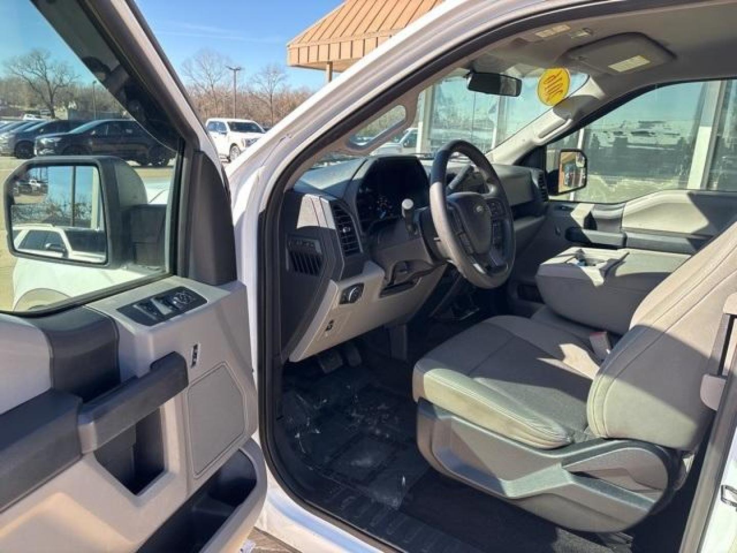 2016 Oxford White /Gray Ford F-150 XL (1FTEX1C85GK) with an 3.5L V6 Ti-VCT engine, Automatic transmission, located at 1105 E Mulberry, Kaufman, TX, 75142, (972) 962-2151, 32.589550, -96.300926 - Oxford White 2016 Ford F-150 Super Cab XL RWD 6-Speed Automatic Electronic 3.5L V6 Ti-VCT<br><br><br>Awards:<br> * 2016 KBB.com Brand Image Awards<br>Please call Paul Murrey Ford Inc. In Kaufman Texas A Family Dealership Since 1952 Serving the Dallas Fort Worth and East Texas areas for over 70 year - Photo#9