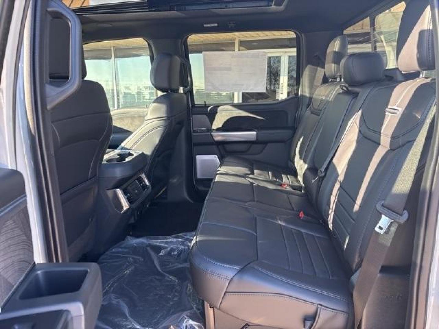 2025 Avalanche /Black Onyx/Platinum Blue Ford F-250SD Platinum (1FT8W2BM3SE) with an 6.7L High Output Power Stroke V8 Diesel engine, Automatic transmission, located at 1105 E Mulberry, Kaufman, TX, 75142, (972) 962-2151, 32.589550, -96.300926 - Avalanche 2025 Ford F-250SD 4D Crew Cab Platinum 4WD 10-Speed Automatic 6.7L High Output Power Stroke V8 Diesel 4WD.<br><br><br>Please call Paul Murrey Ford Inc. In Kaufman Texas A Family Dealership Since 1952 Serving the Dallas Fort Worth and East Texas areas for over 70 years. Please call 972-962- - Photo#14