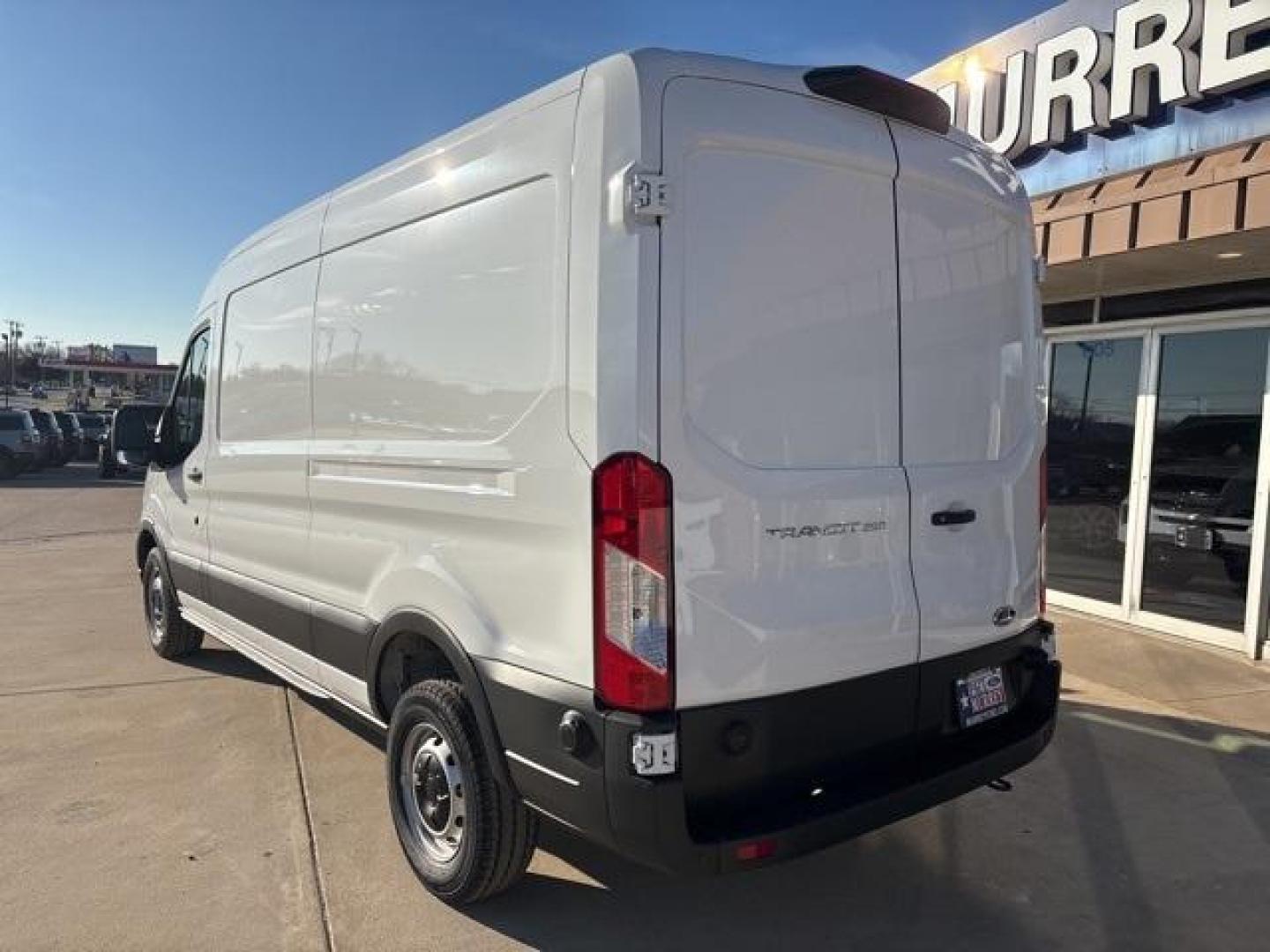 2024 Oxford White /Dark Palazzo Gray Ford Transit-250 Base (1FTBR1C8XRK) with an V6 engine, Automatic transmission, located at 1105 E Mulberry, Kaufman, TX, 75142, (972) 962-2151, 32.589550, -96.300926 - Oxford White 2024 Ford Transit-250 3D Cargo Van RWD 10-Speed Automatic with Overdrive V6<br><br><br>Please call Paul Murrey Ford Inc. In Kaufman Texas A Family Dealership Since 1952 Serving the Dallas Fort Worth and East Texas areas for over 70 years. Please call 972-962-2151 www.murreyford.com www. - Photo#3