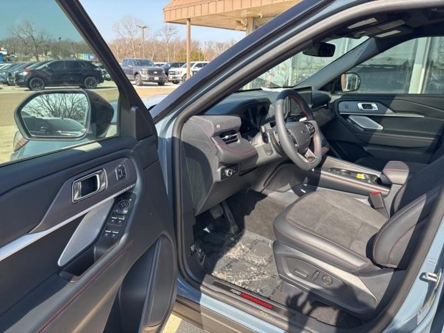 2025 Vapor Blue /Onyx Ford Explorer ST (1FMWK8GC4SG) with an 3.0L EcoBoost V6 engine, Automatic transmission, located at 1105 E Mulberry, Kaufman, TX, 75142, (972) 962-2151, 32.589550, -96.300926 - Photo#7